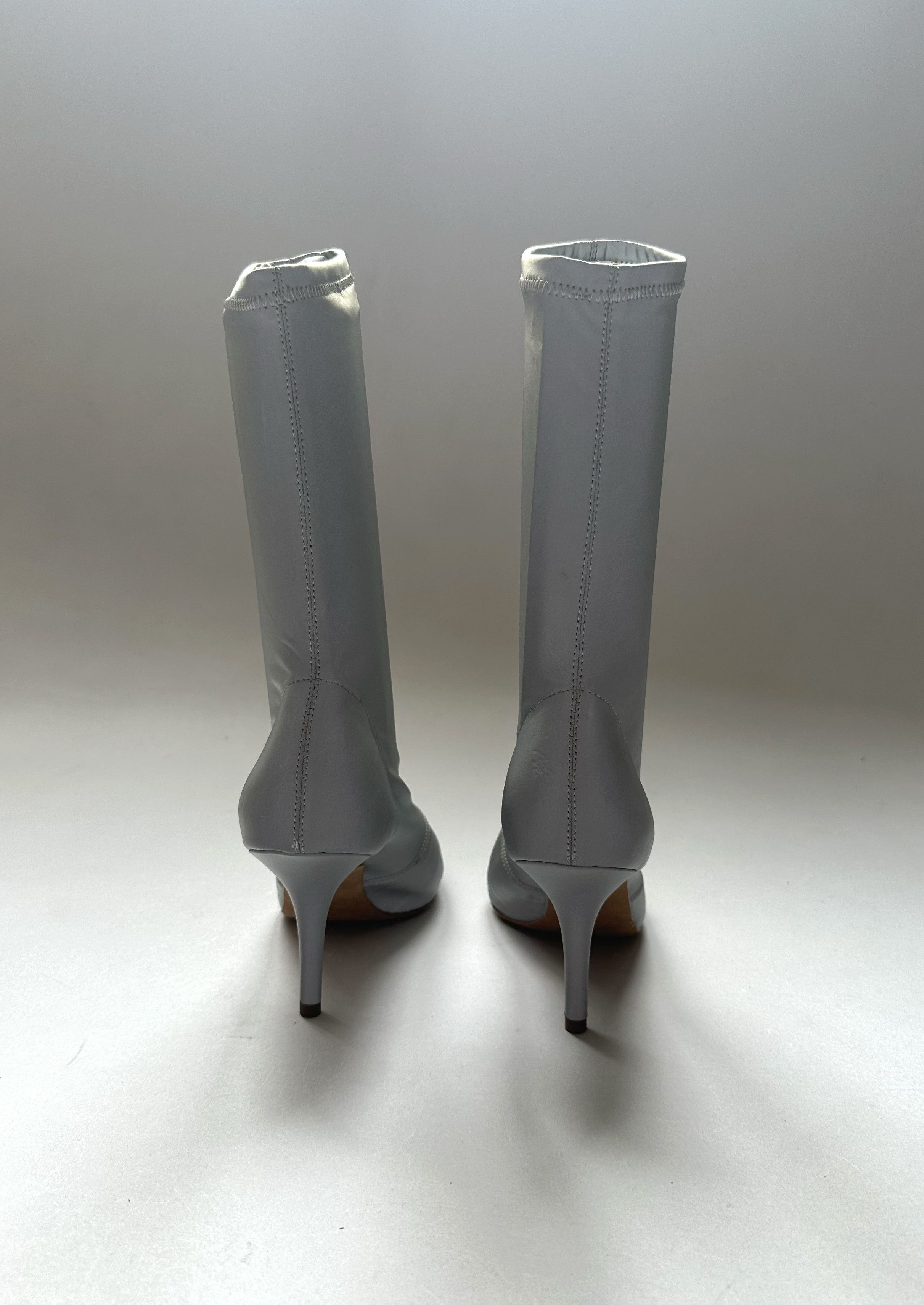 Yeezy ⚡️QUICK SALE⚡️Yeezy Season 6 Grey Ankle Boots Size US 5 / IT 35 - 4 Thumbnail