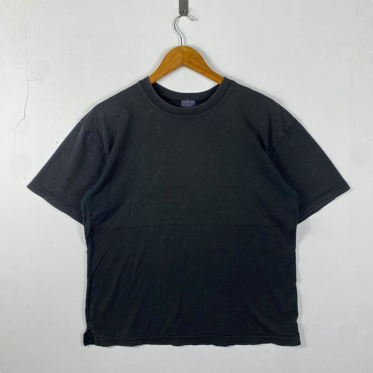 Kenzo Vintage 90's KENZO HOMME Logo Faded Distressed Tee Shirt Size US M / EU 48-50 / 2 - 4 Thumbnail