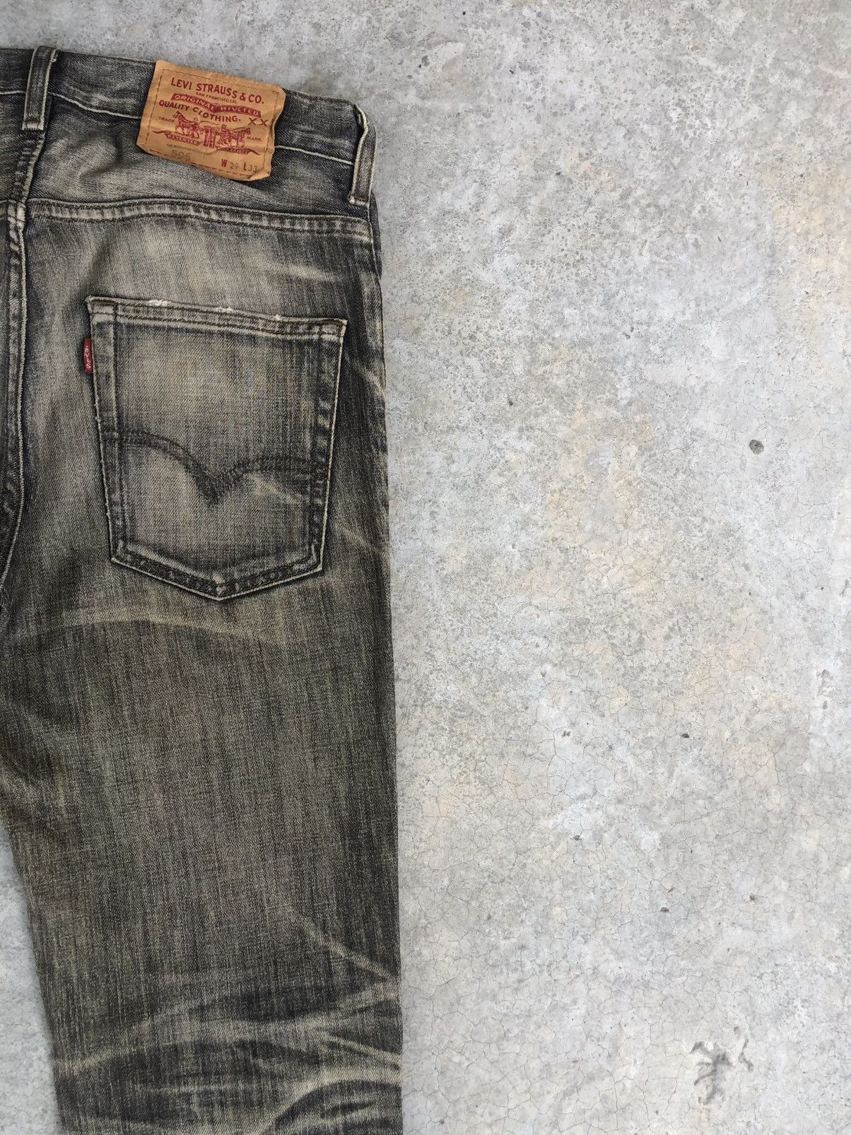Levi's Y2k Levi’s 505 Mud Wash Distressed Jean Size US 30 / EU 46 - 10 Thumbnail