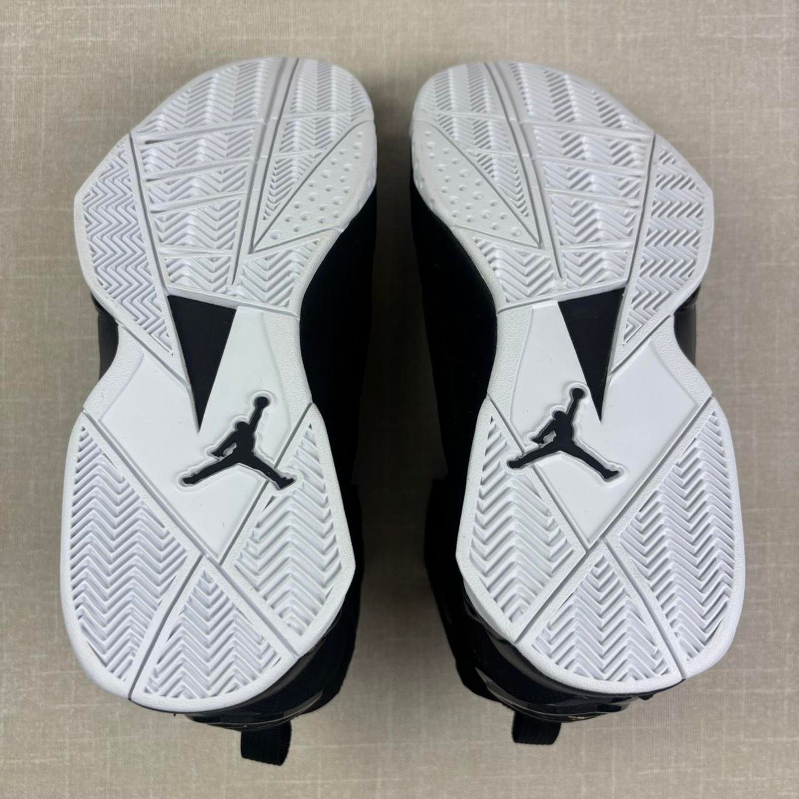 Jordan Brand 🏴‍☠️ 2016 Jordan True Flight “Black” 10.5M Size US 10.5 / EU 43-44 - 5 Thumbnail