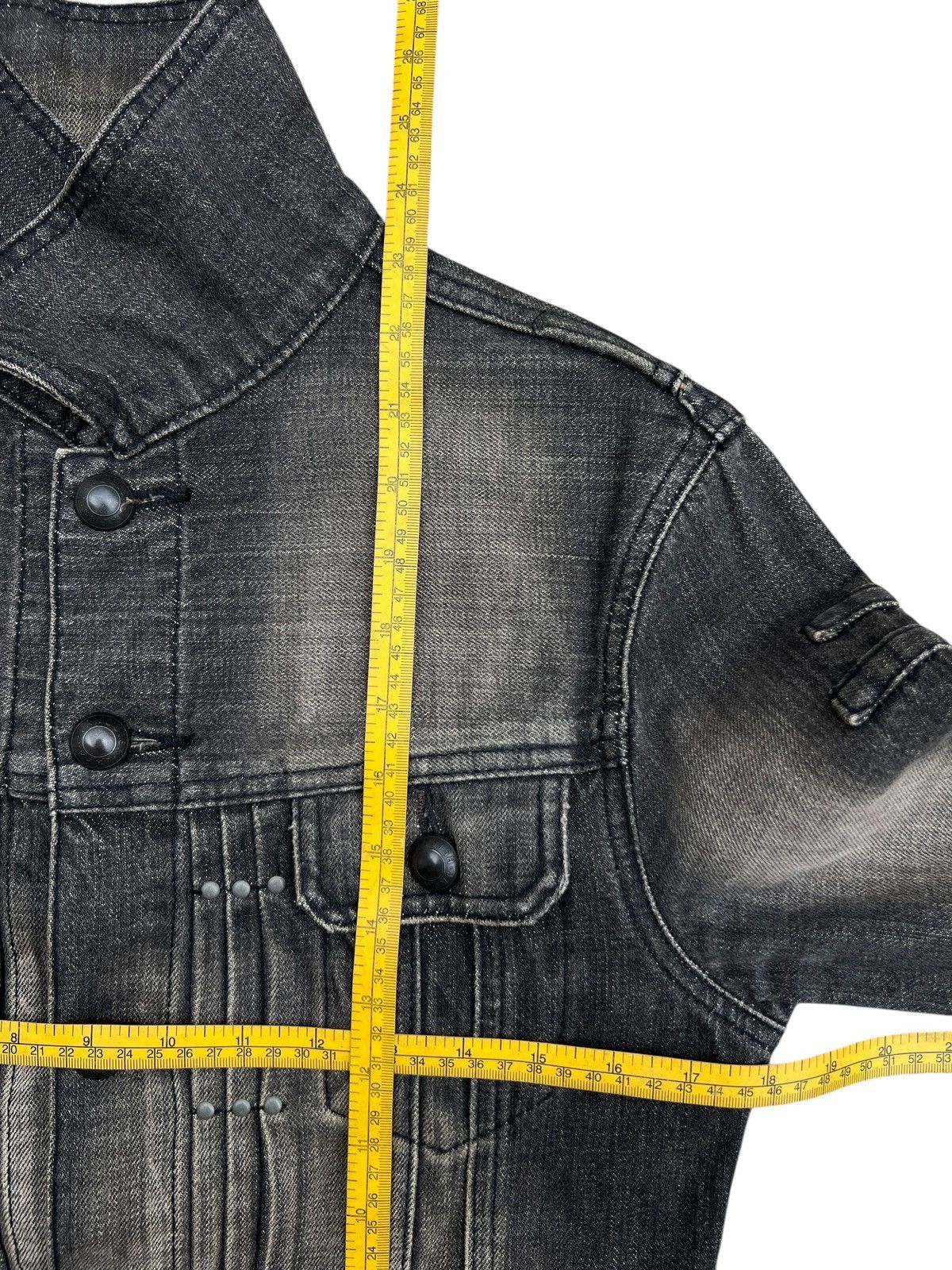 Vanquish Vanquish Japan Distressed Sunfaded Gothic Black Denim Jacket Size US S / EU 44-46 / 1 - 10 Thumbnail