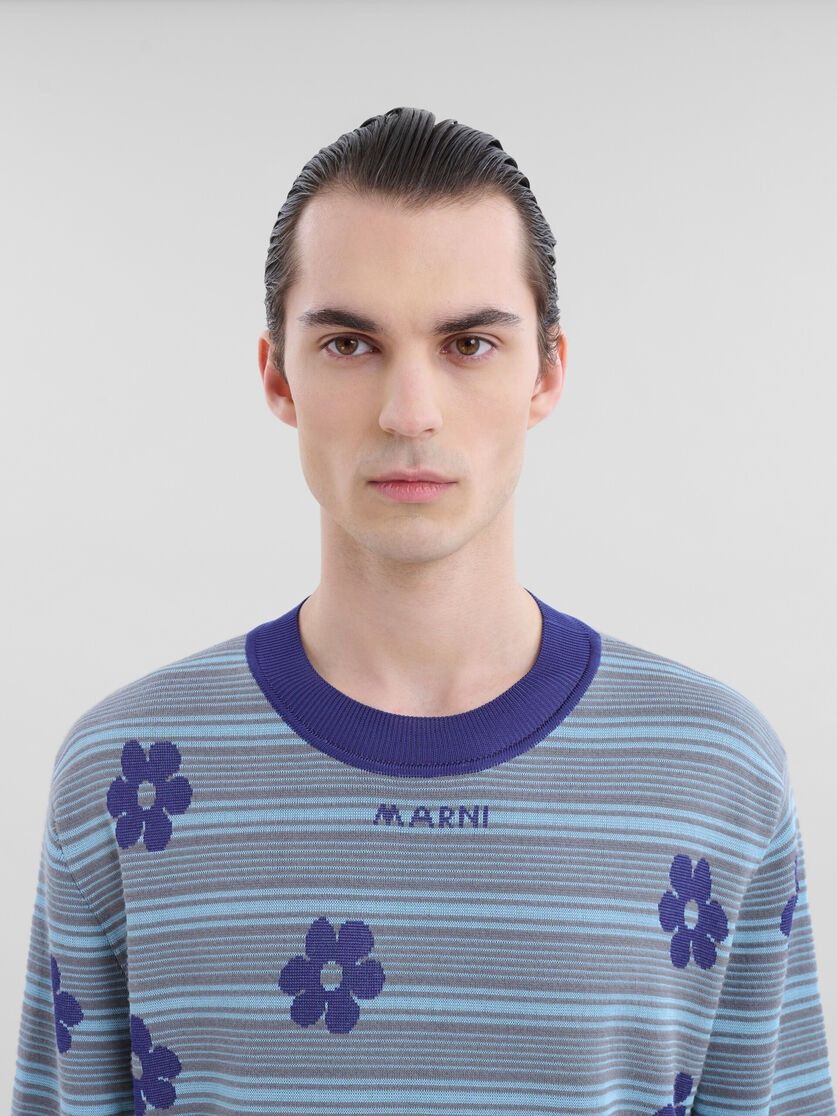 Marni o1w1db11025 Viscose Striped Jumper With Floral Motif in Blue Size US S / EU 44-46 / 1 - 4 Thumbnail