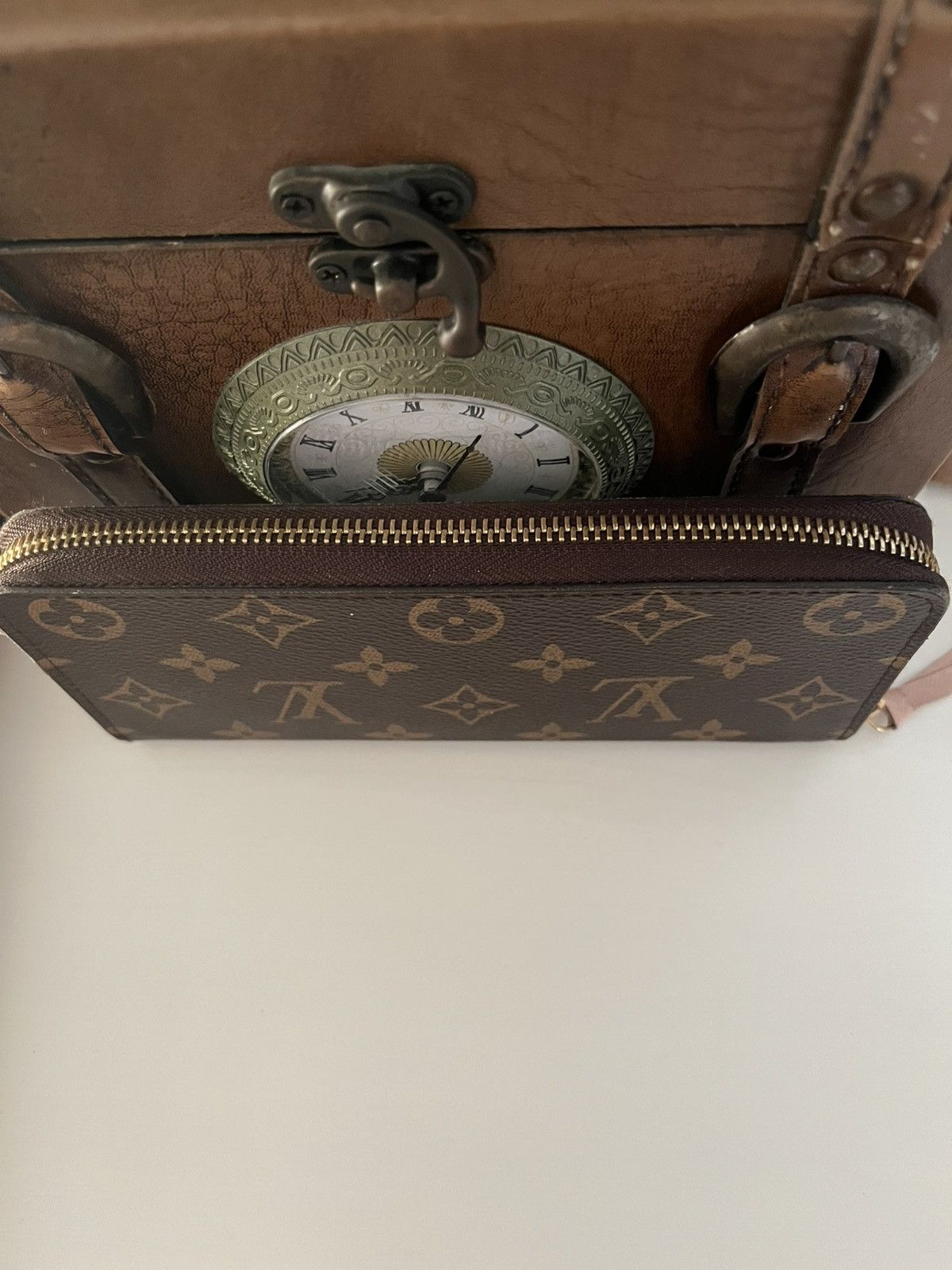 Louis Vuitton Louis Vuitton Monogram Clémence Wallet Size ONE SIZE - 4 Thumbnail