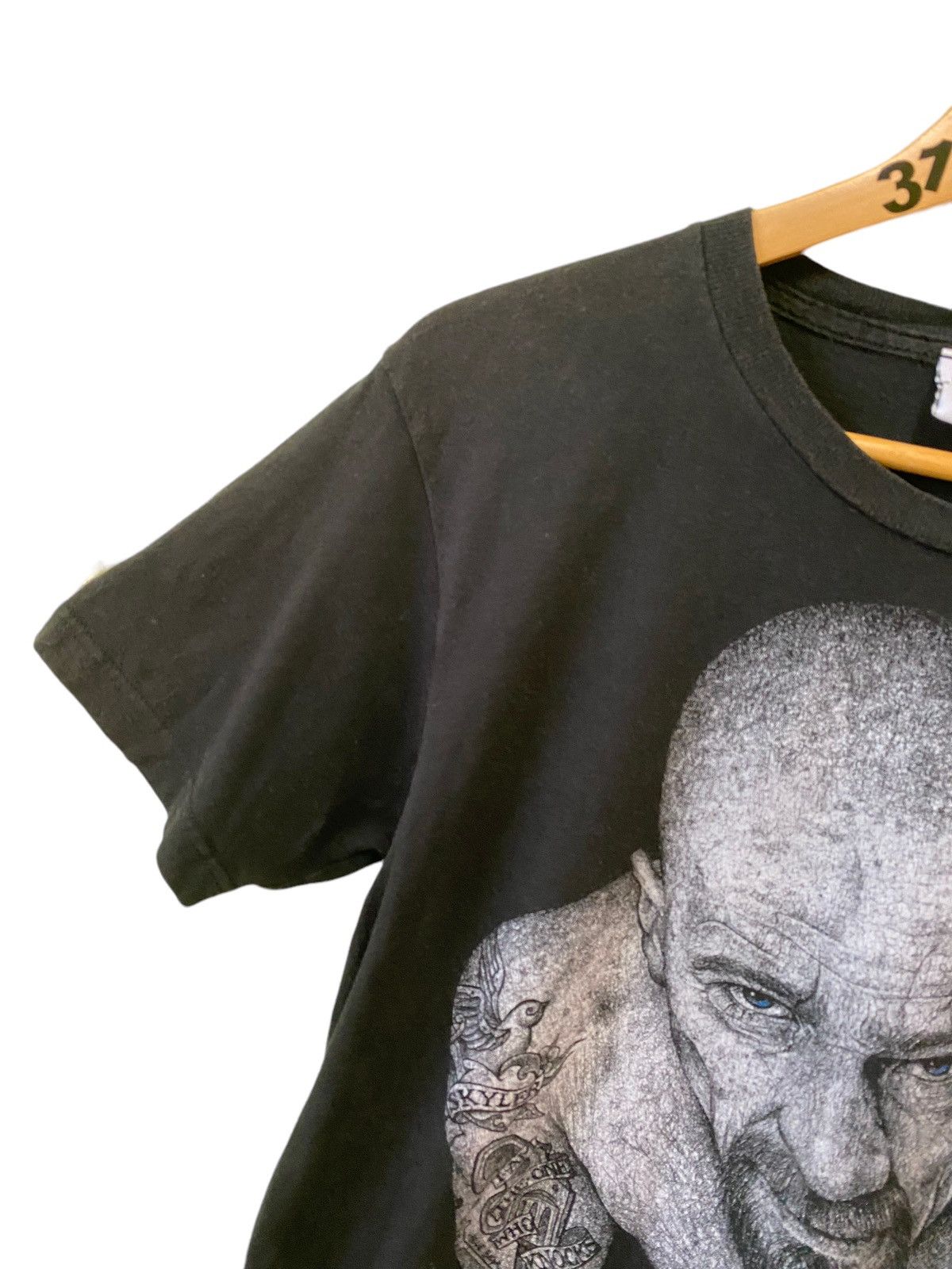 Vintage Rare Tattoo Man Photo Black Market Art Distressed Tshirt Size US S / EU 44-46 / 1 - 4 Thumbnail