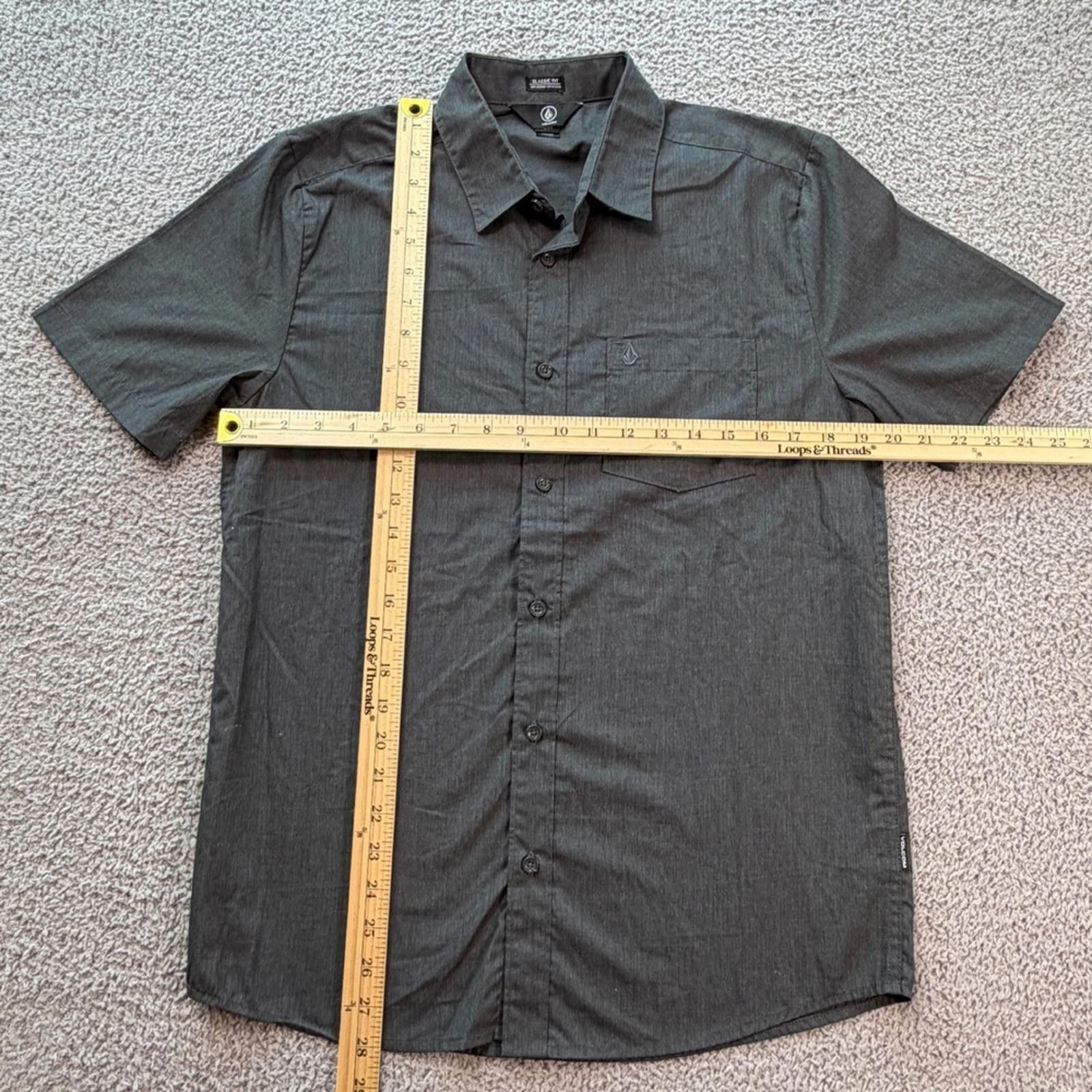 Volcom Volcom Mens Classic Fit Short Sleeve Button Down Shirt Small Size US S / EU 44-46 / 1 - 2 Thumbnail