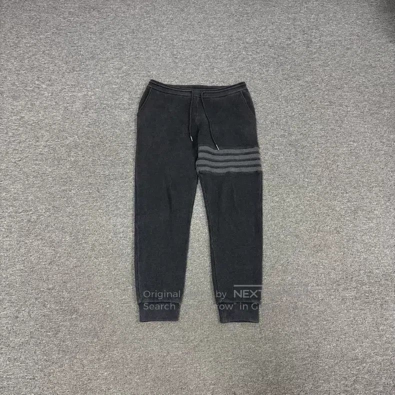 Thom Browne Thom Browne size 3 Deep grey four-striped waffle drawstring Size US 28 / EU 44 - 1 Thumbnail