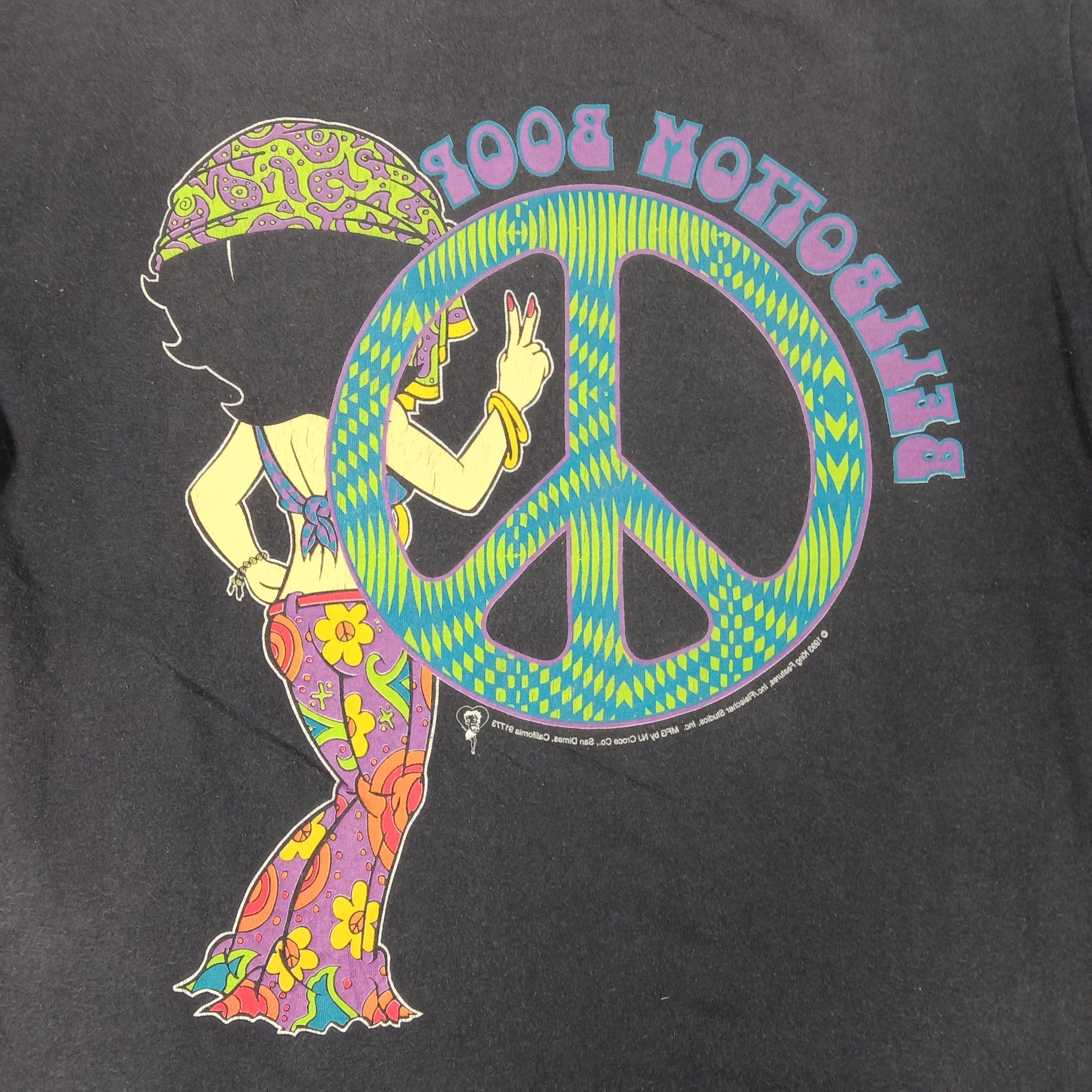 Vintage Vintage 90's Betty Boop Parody Bellbottom Boop Tshirt C239N9 Size US L / EU 52-54 / 3 - 9 Thumbnail