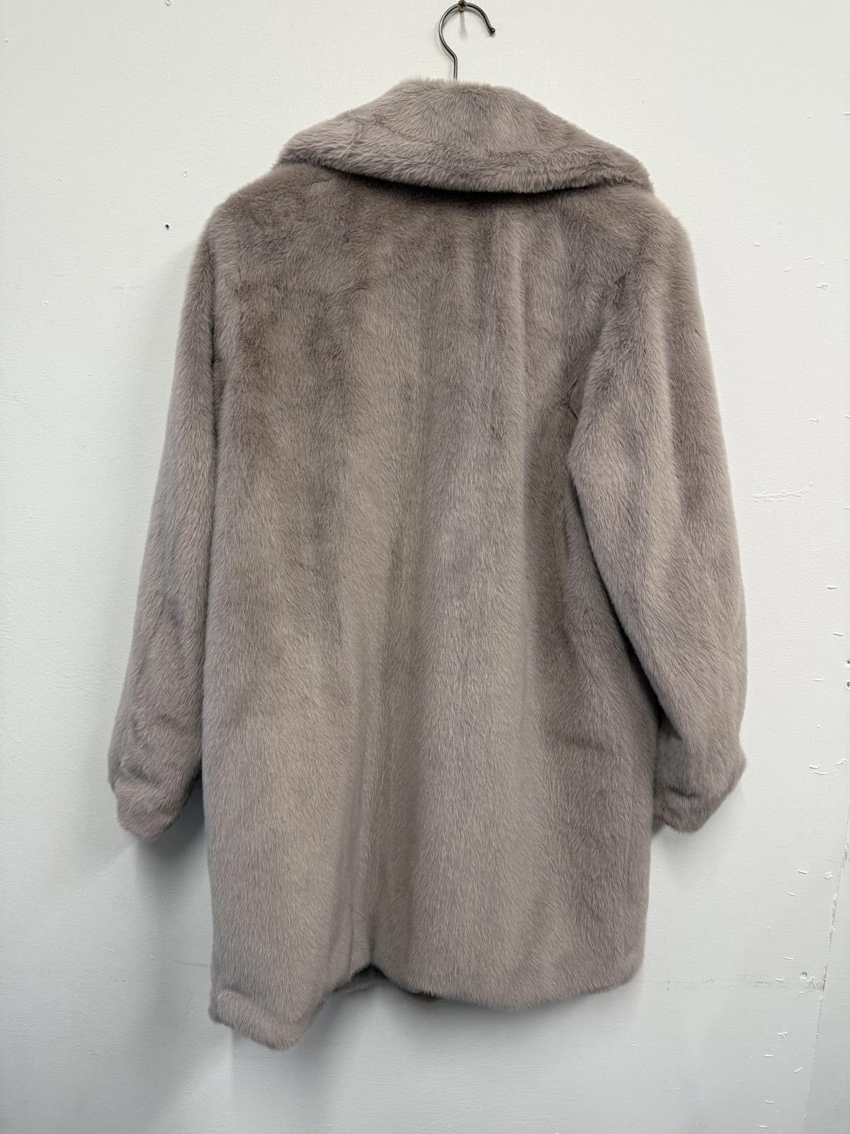 New Look New Look Faux Fur Coat UK 12 EU 40 US 8 Beige Size M / US 6-8 / IT 42-44 - 4 Thumbnail
