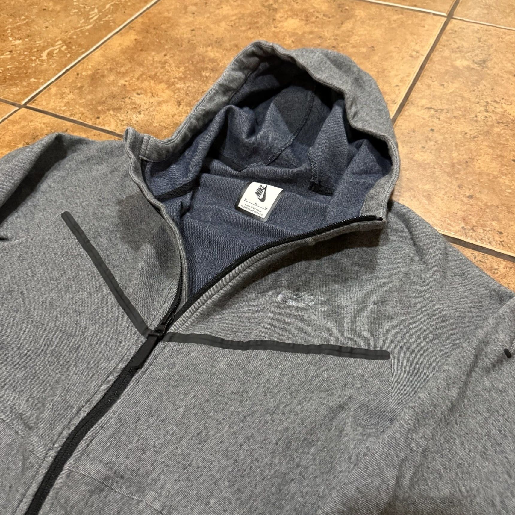 Nike Nike Women's Sportswear Tech Fleece Windrunner Full-Zip Hoodie M Gray Size M / US 6-8 / IT 42-44 - 2 Thumbnail
