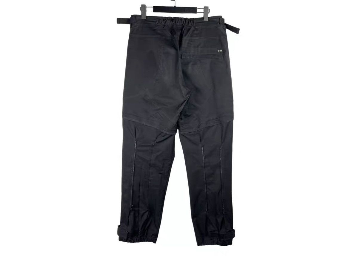 FAR FROM WHAT Far Archive 2-in-1 3D Multi-Pocket Zip Cargo Pants J31 Size US 34 / EU 50 - 2 Thumbnail