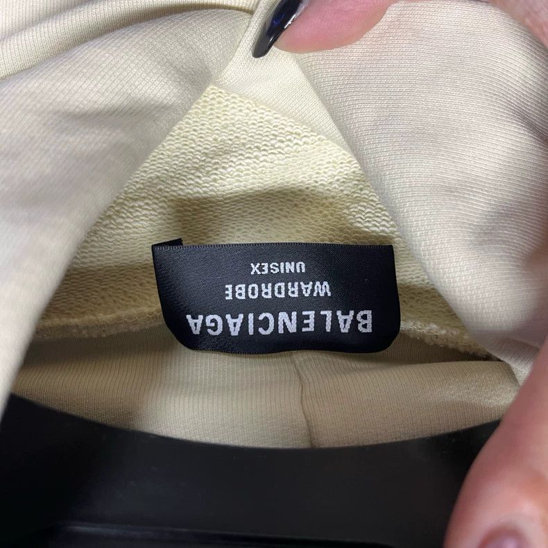 Balenciaga Balenciaga Light beige solid monogrammed pullover hoodie 25 Size US XXS / EU 40 - 2 Thumbnail