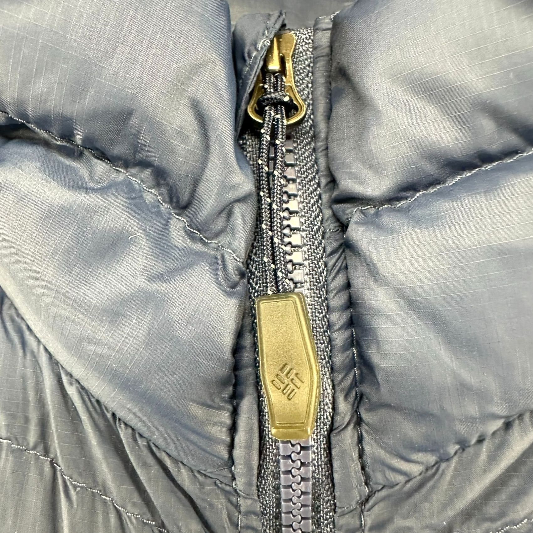 Logo 7 Columbia Vest Mens XL Blue Quilted Full Zip Insulated Logo Puffer Jacket/Coat Vest Size US XL / EU 56 / 4 - 3 Thumbnail