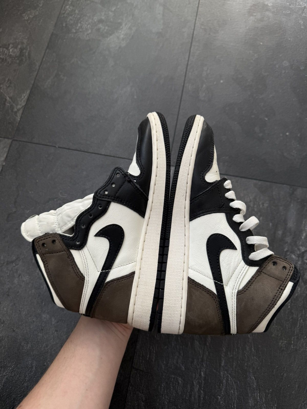 Jordan Brand × Nike × Vintage Nike Air Jordan 1 Retro High Dark Mocha Black Size US 4 / IT 34 - 12 Thumbnail