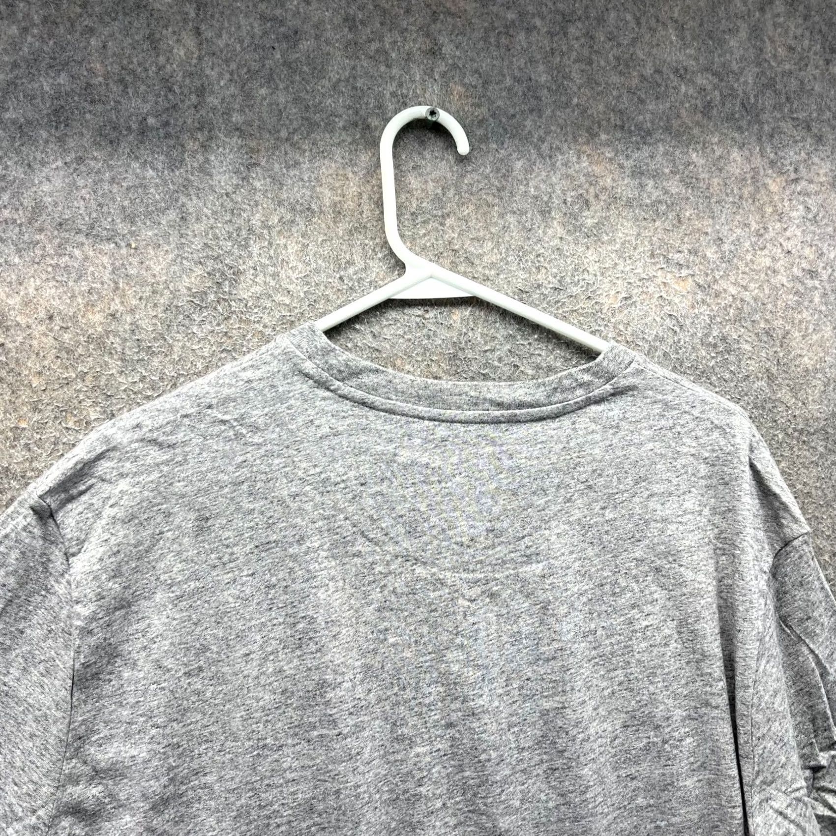 Polo Ralph Lauren Polo Ralph Lauren Shirt Mens Medium Gray V-Neck Polo Logo Short Sleeve Classic Fit T-Shirt Size US M / EU 48-50 / 2 - 3 Thumbnail