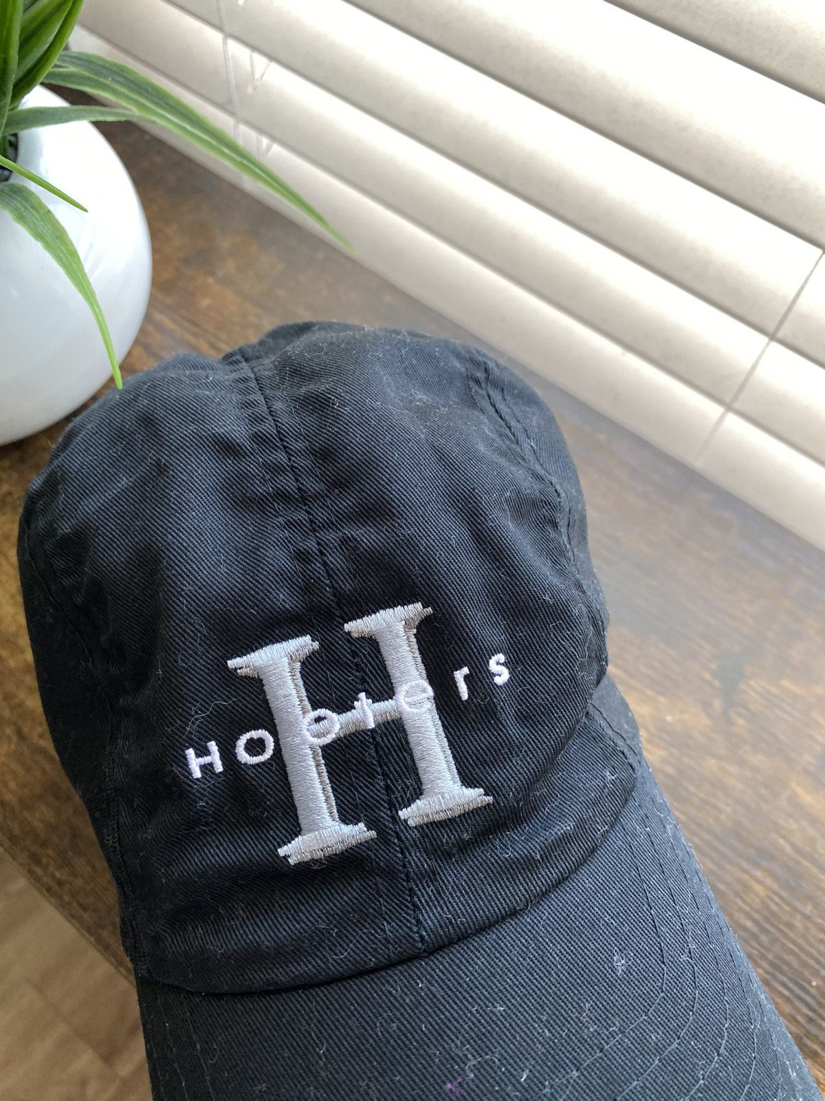 Other Hooters 5 Panel Hat Size ONE SIZE - 2 Thumbnail