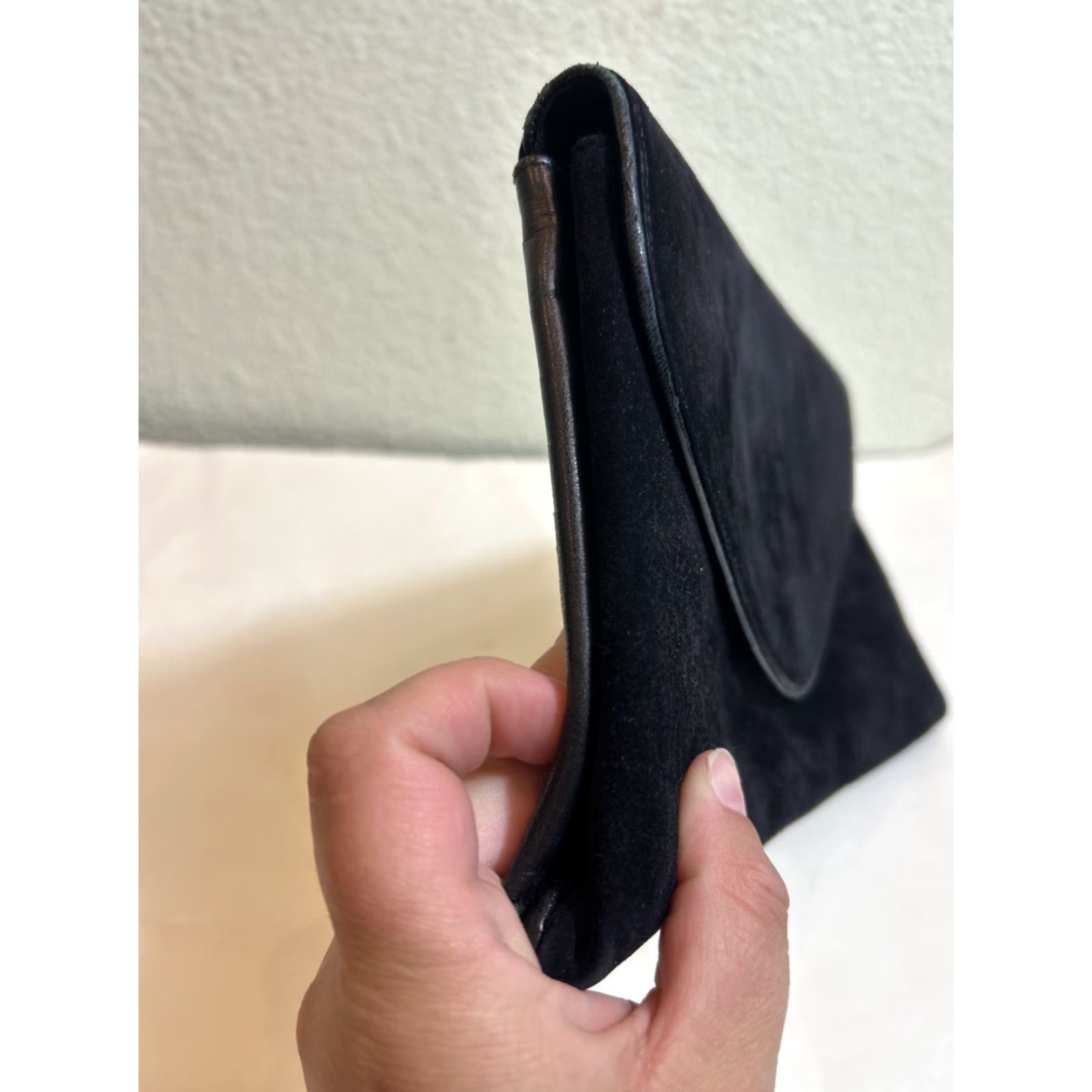 Bally VINTAGE Bally Clutch Womens Black Leather Suede Purse Size ONE SIZE - 7 Thumbnail
