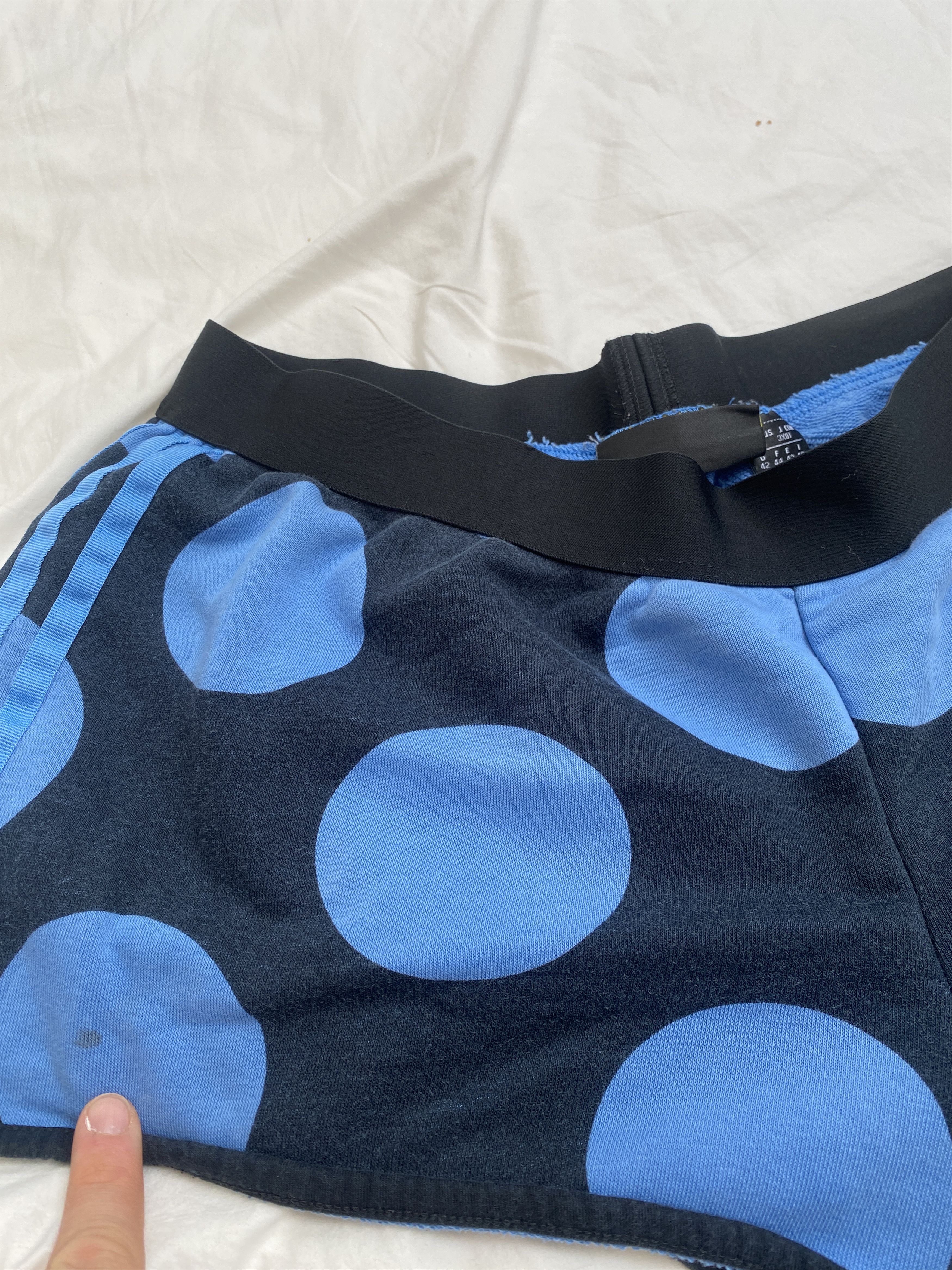 Adidas × Pharrell Adidas Pharrell Williams polka dot shorts cotton casual Size 30" / US 8 / IT 44 - 9 Thumbnail