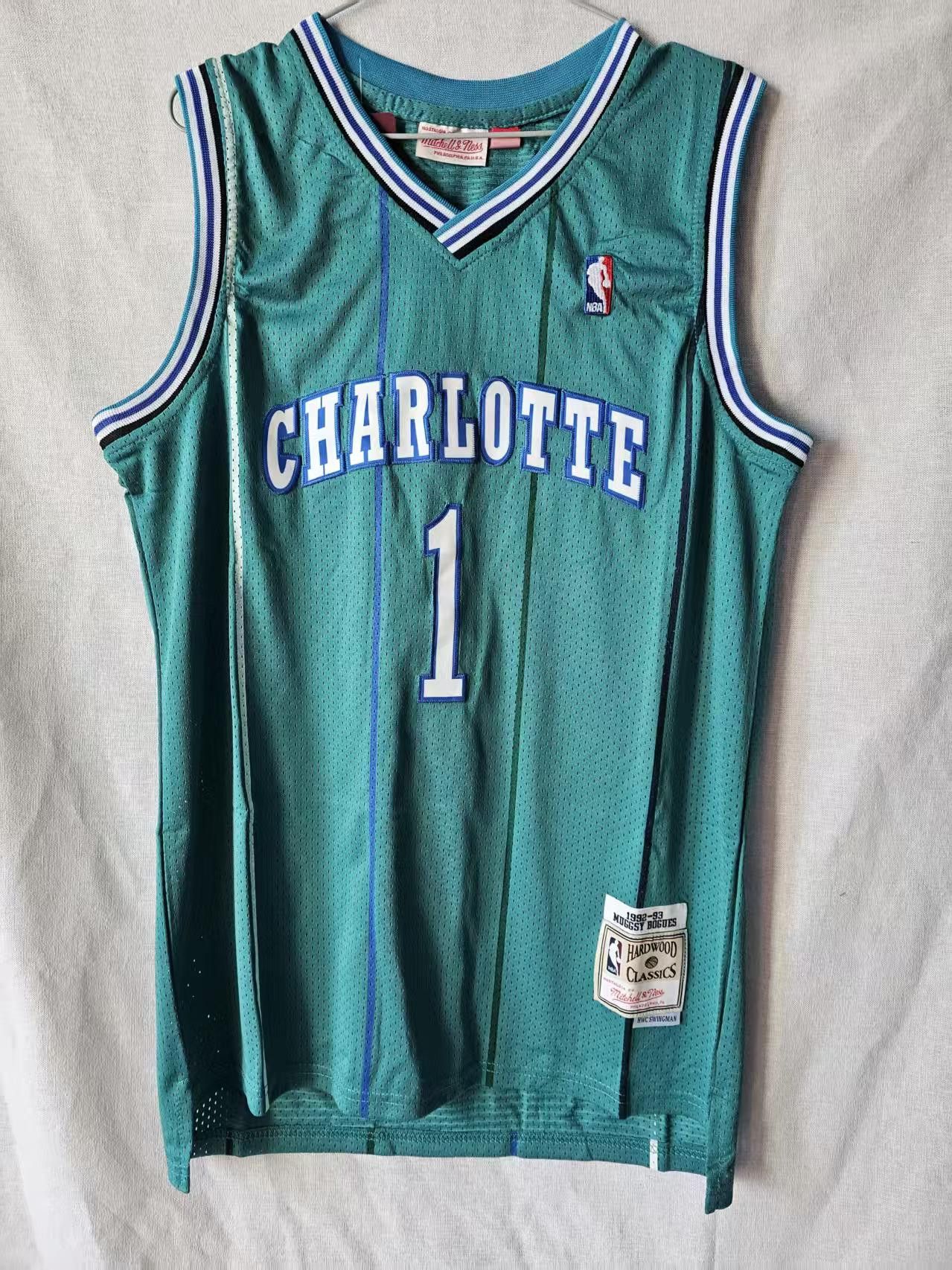 NBA Charlotte Hornets Muggsy Bogues Jersey Stitched Green Size US M / EU 48-50 / 2 - 2 Thumbnail