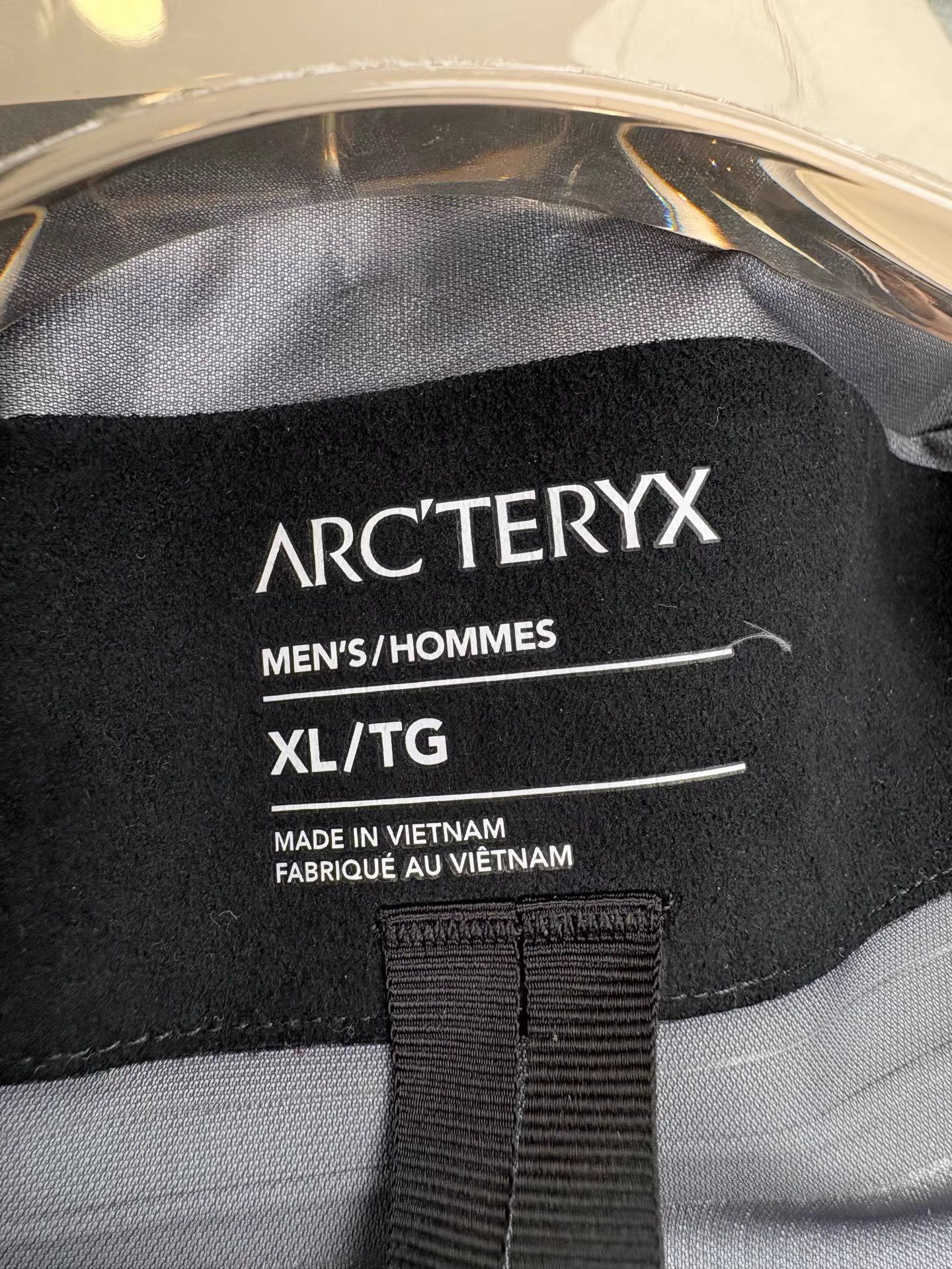 Arc'teryx ARCTERYX BETA JACKET Dark Blue Shell Jacket Size US XL / EU 56 / 4 - 4 Thumbnail