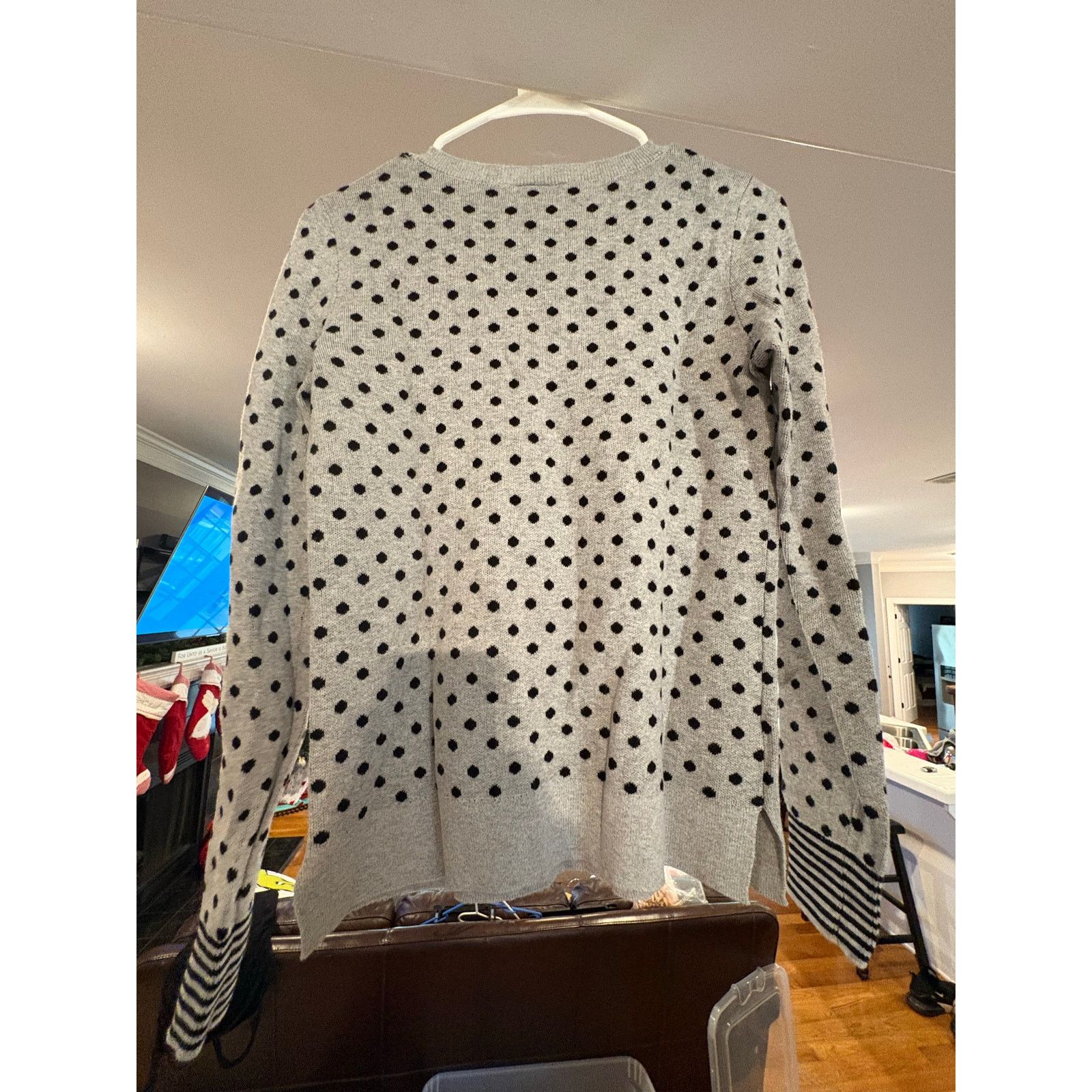 Loft LOFT Outlet Polka Dot Sweater Women’s XS Long Sleeve Size XS / US 0-2 / IT 36-38 - 2 Thumbnail