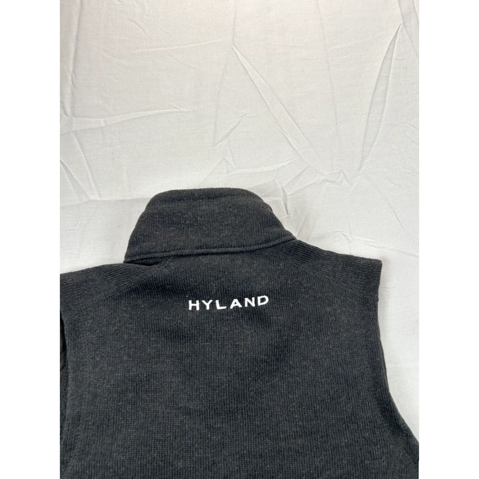Patagonia Patagonia Vest Womens Small Gray Full Zip Logo Fleece Pocket Lined Mid-Length Insulated Regular Size S / US 4 / IT 40 - 5 Thumbnail