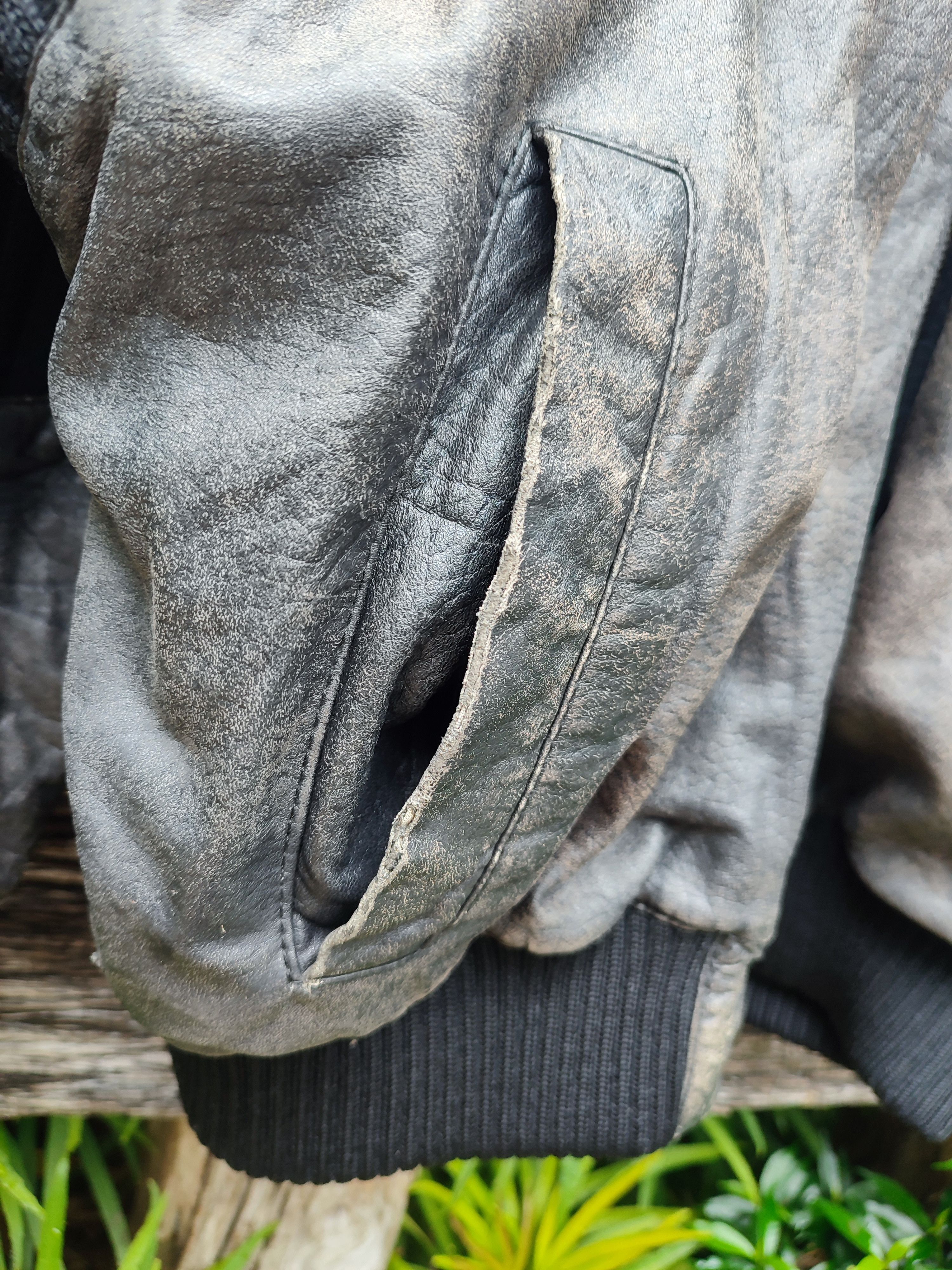 Vintage Andre Ghekiere Vintage Distressed Leather Bomber Jacket Size US XL / EU 56 / 4 - 13 Thumbnail