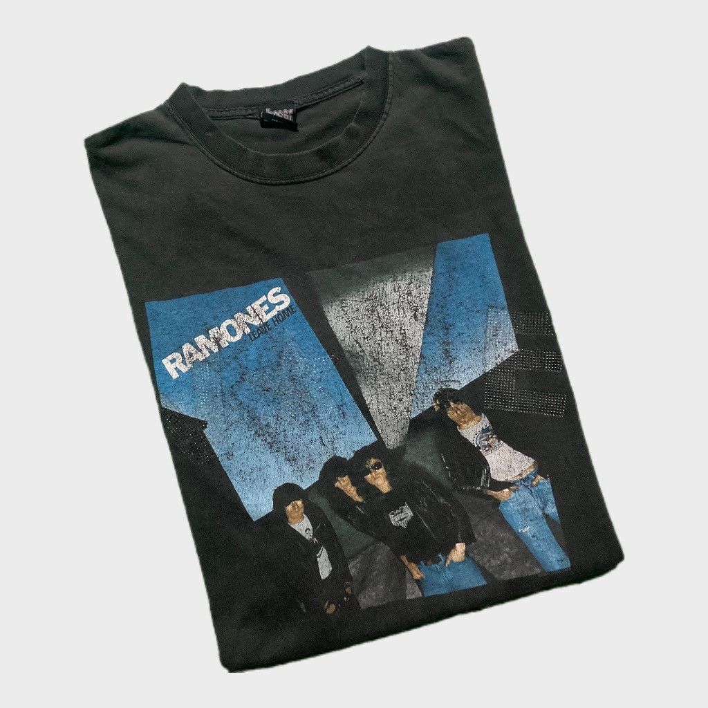 Band Tees × Vintage Vintage T-shirt Ramones Promo Album Size US XL / EU 56 / 4 - 2 Thumbnail