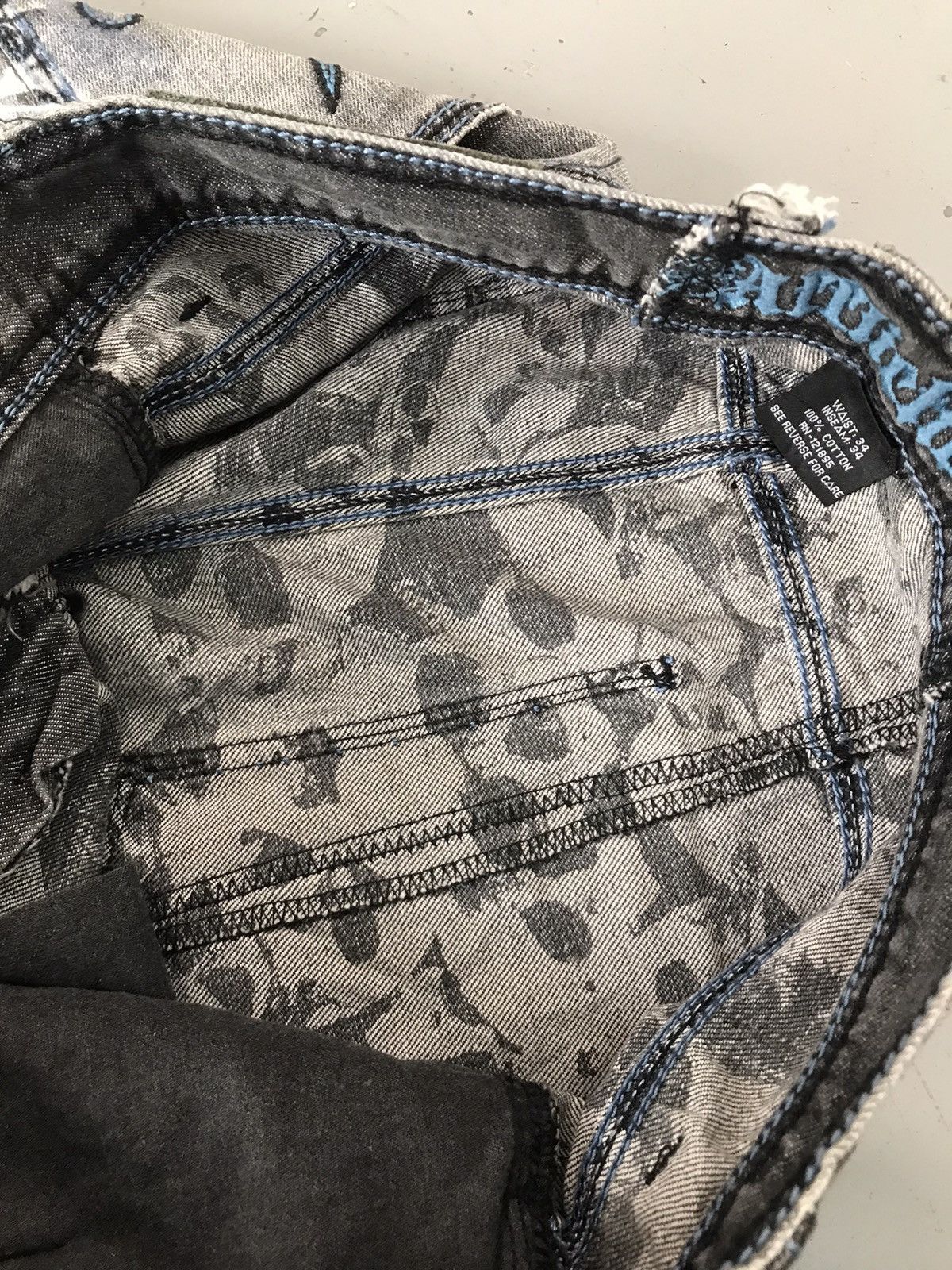 Affliction × Southpole × Vintage Crazy vintage affliction gray skull distressed denim Size US 36 / EU 52 - 7 Thumbnail