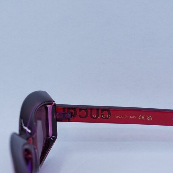 Gucci Gucci GG1719S 004 Sunglasses Transparent Red Geometric Frame Size ONE SIZE - 6 Thumbnail