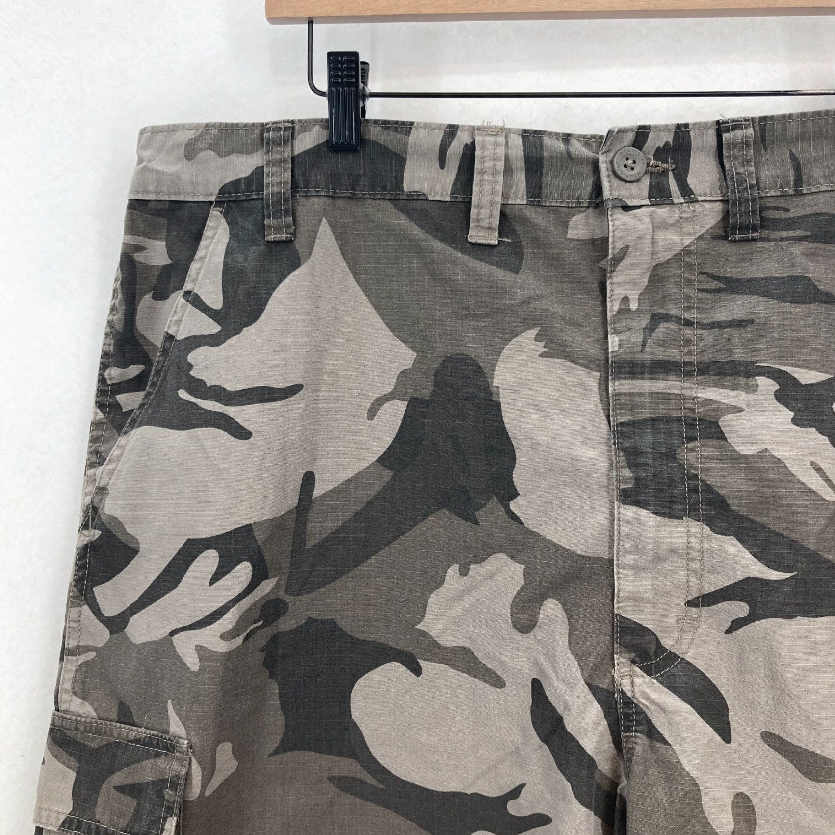 Wrangler Wrangler Cargo Shorts Mens 44 Brown Camouflage Ripstop Baggy Outdoors Hiking NWT Size US 44 / EU 60 - 2 Thumbnail