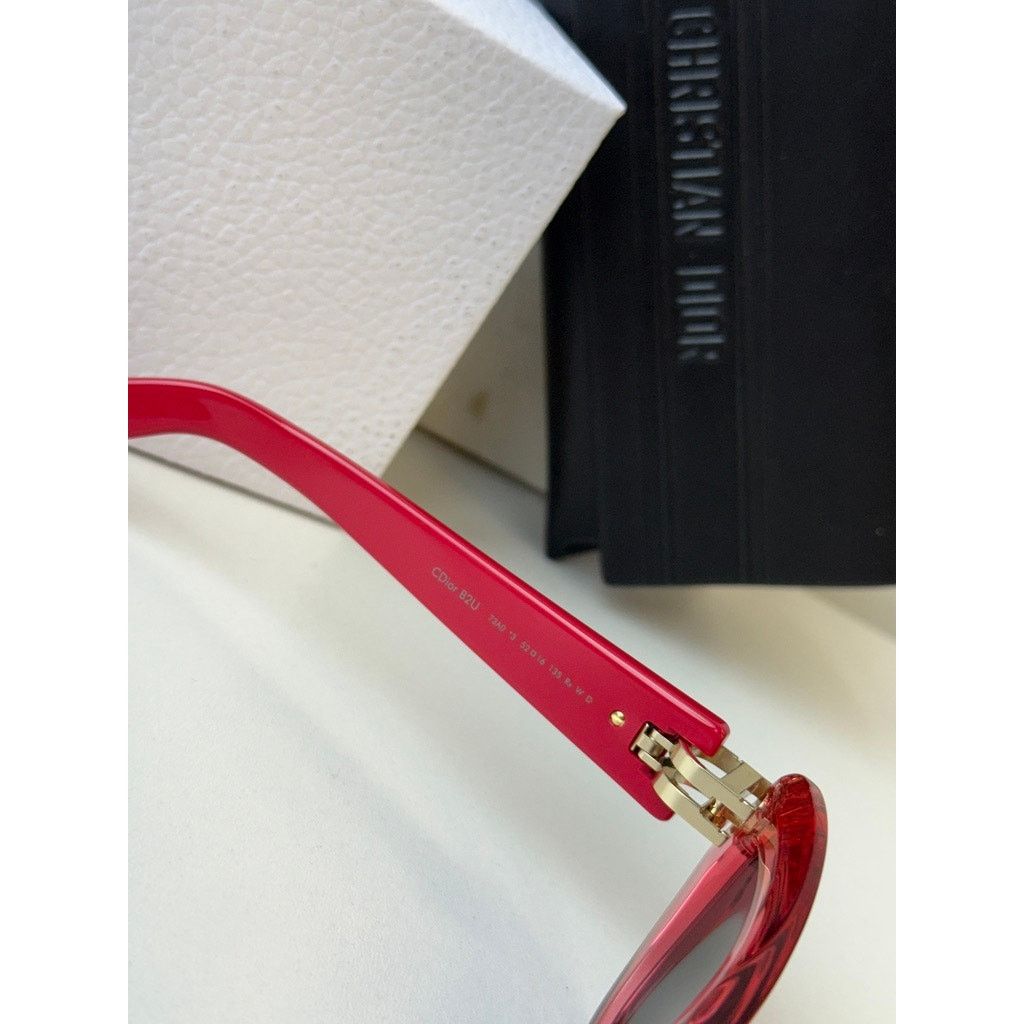 Dior NEW Dior CDior B2U Cat Eye Sunglasses in Pink Red Size ONE SIZE - 7 Thumbnail