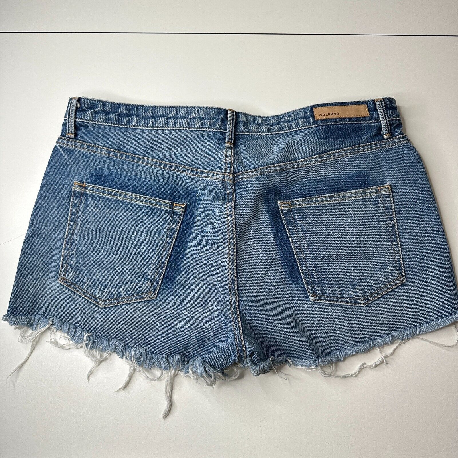 GRLFRND GRLFRND Cindy Button Fly High Rise CutOff Short Raw Hem 32 Size 32" / US 10 / IT 46 - 4 Thumbnail