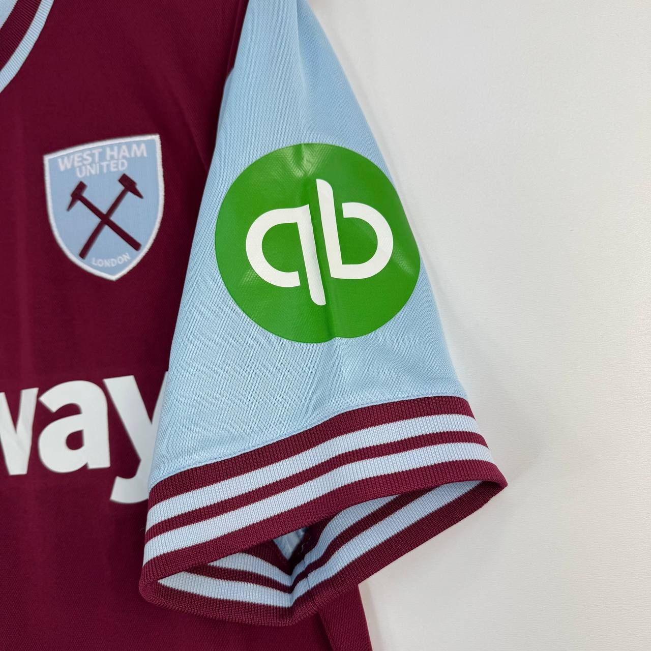 Umbro West Ham United 2020/21 Home Jersey Umbro #25 Size L Size US L / EU 52-54 / 3 - 3 Thumbnail