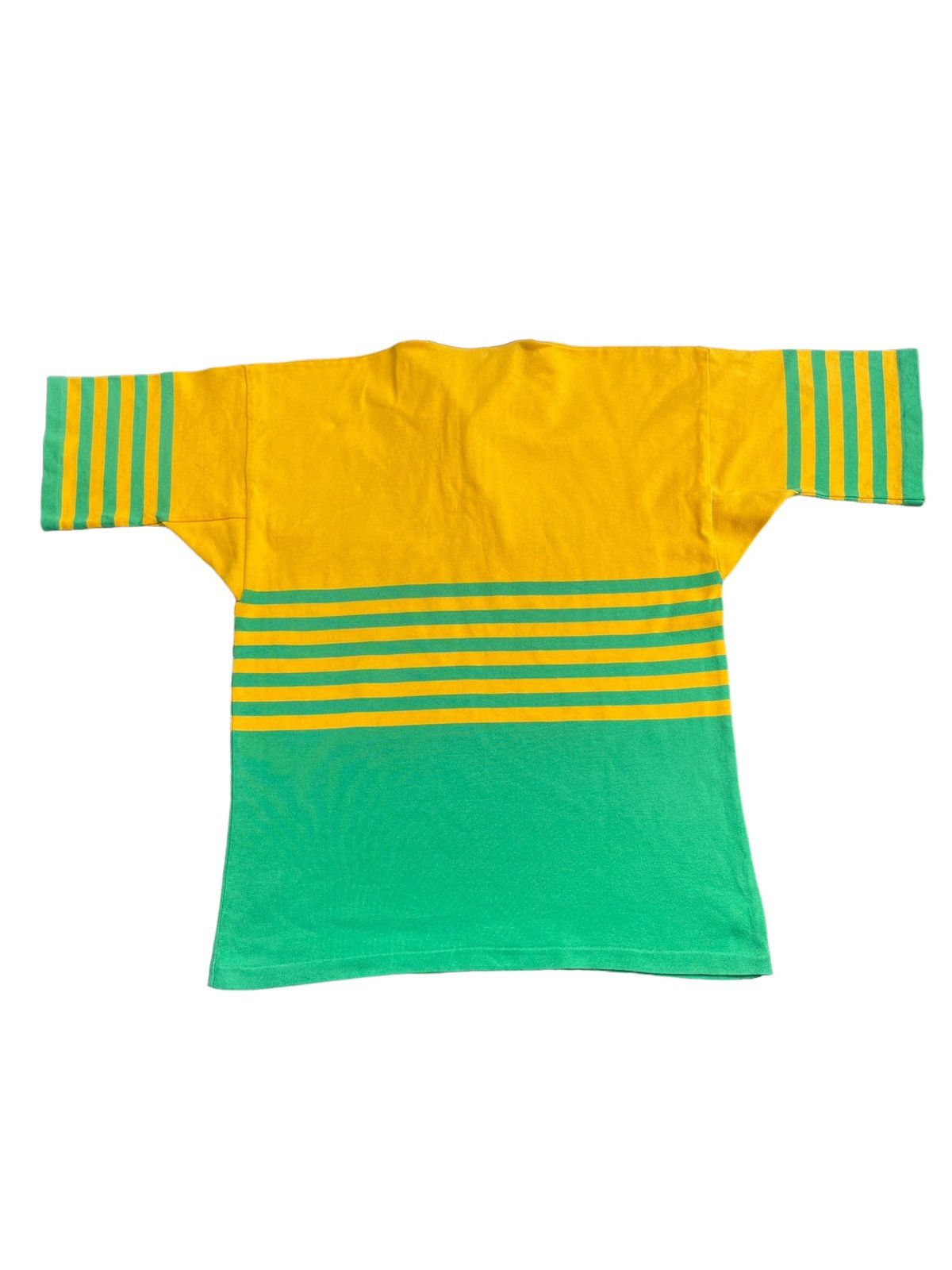 Canterbury of New Zealand × Vintage Vintage Canterbury Jerfy Refree Polo Tshirt Size US S / EU 44-46 / 1 - 8 Thumbnail