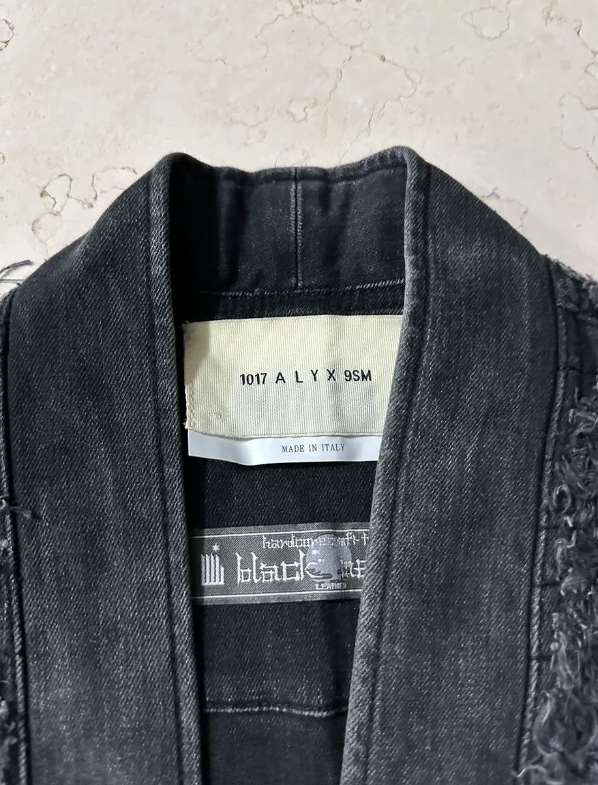 1017 ALYX 9SM 1017 alyx 9sm blackmeans corroded waist coats Size US M / EU 48-50 / 2 - 5 Thumbnail