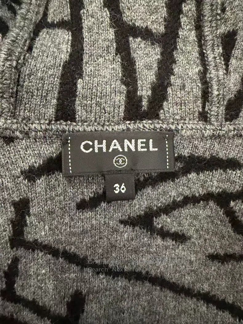 Chanel Chanel Letter-printed cardigan coat Size XS / US 0-2 / IT 36-38 - 3 Thumbnail