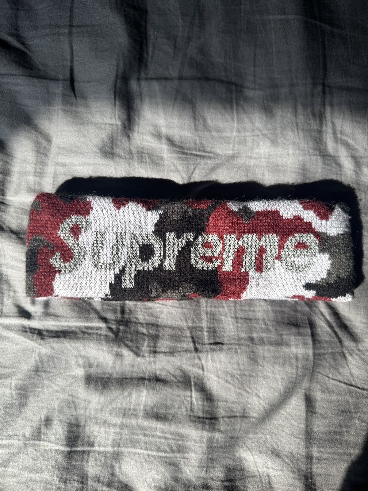 New Era × Supreme Supreme x New Era Reflective Logo Red Camo Headband Size ONE SIZE - 1 Thumbnail