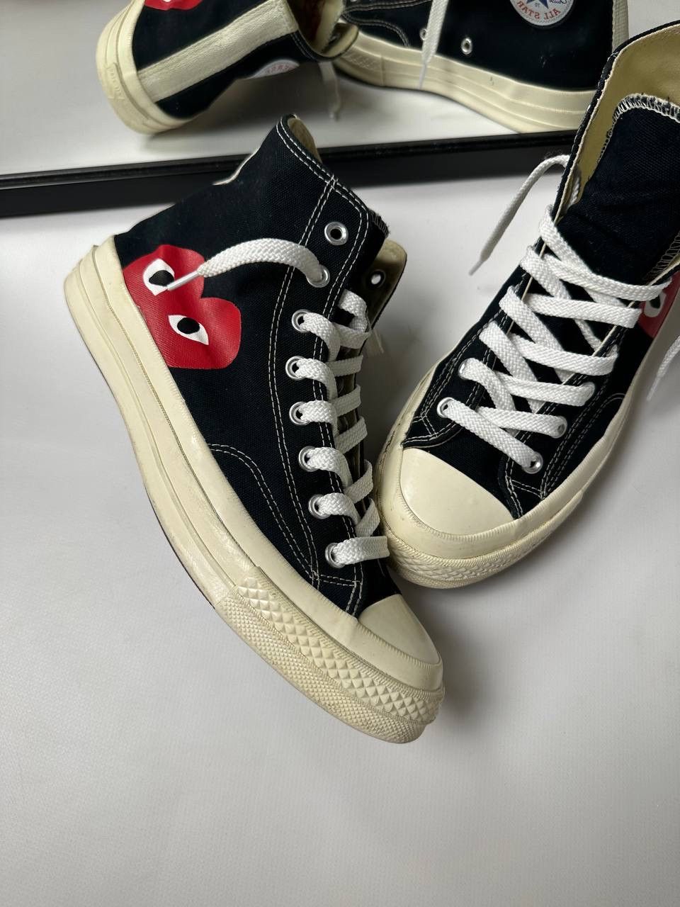 Comme des Garcons PLAY × Converse 🔥Converse x Comme des Garçons PLAY Japanese Sneakers Size US 9 / EU 42 - 3 Thumbnail