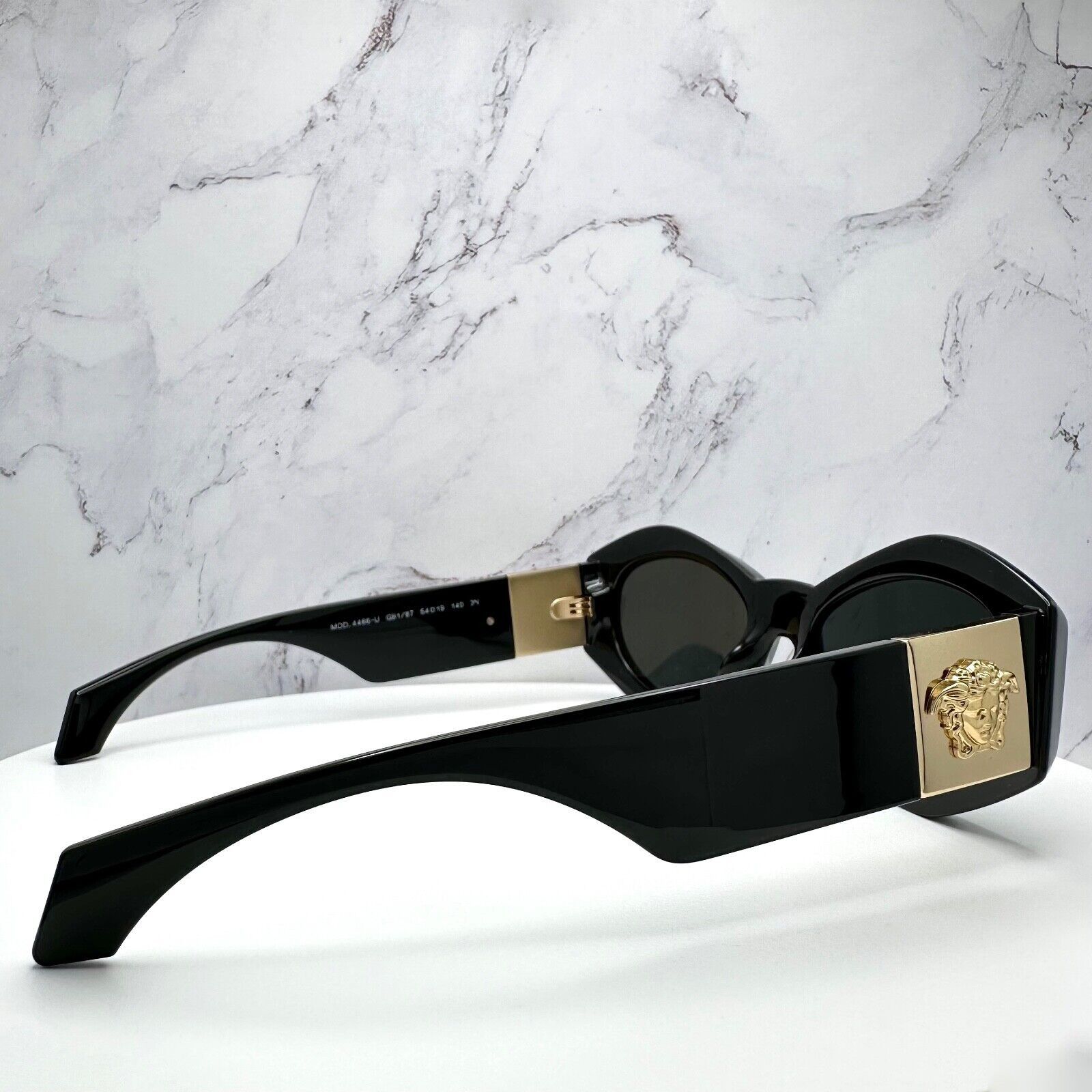 Versace New Versace Sunglasses Black Gold Medusa Plaque Oval Italy Size ONE SIZE - 6 Thumbnail