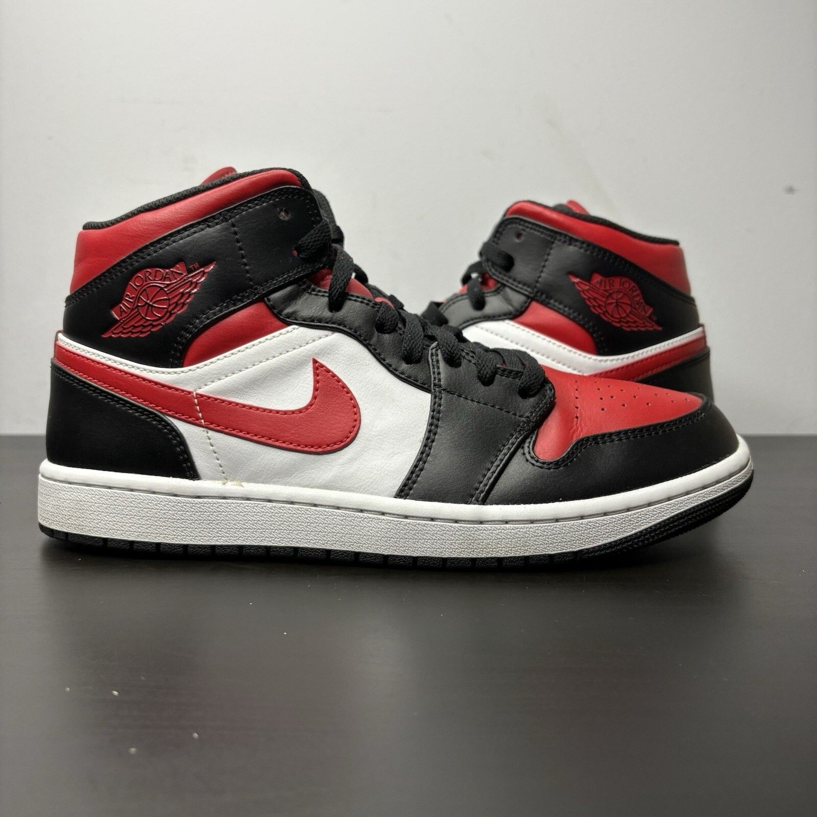 Size 10 - Jordan 1 Mid Bred Toe