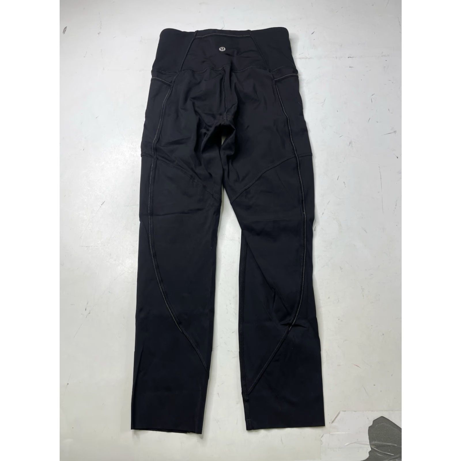 Lululemon Lululemon Leggings Women's Black Size 4 Activewear Ankle Spandex Pants Compression Area Leg Size 27" / US 4 / IT 40 - 4 Thumbnail