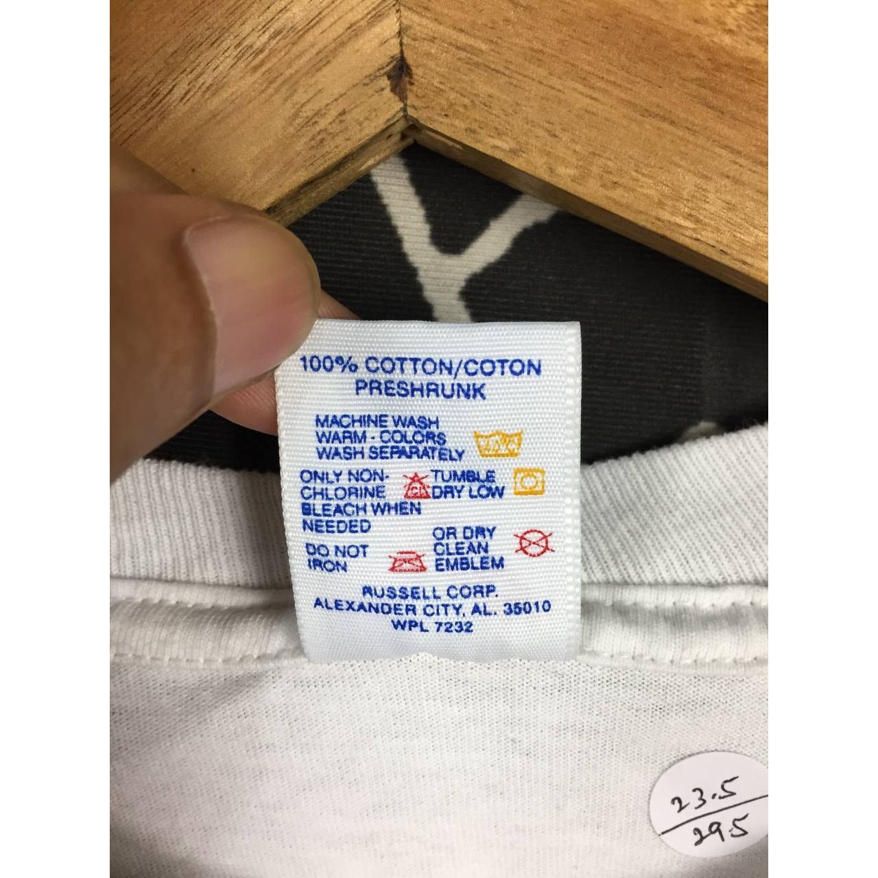 Vintage Vtg 90s 40 Is't Usually This Sexy Shoebox Graphic Humor Tee Size US XL / EU 56 / 4 - 10 Thumbnail