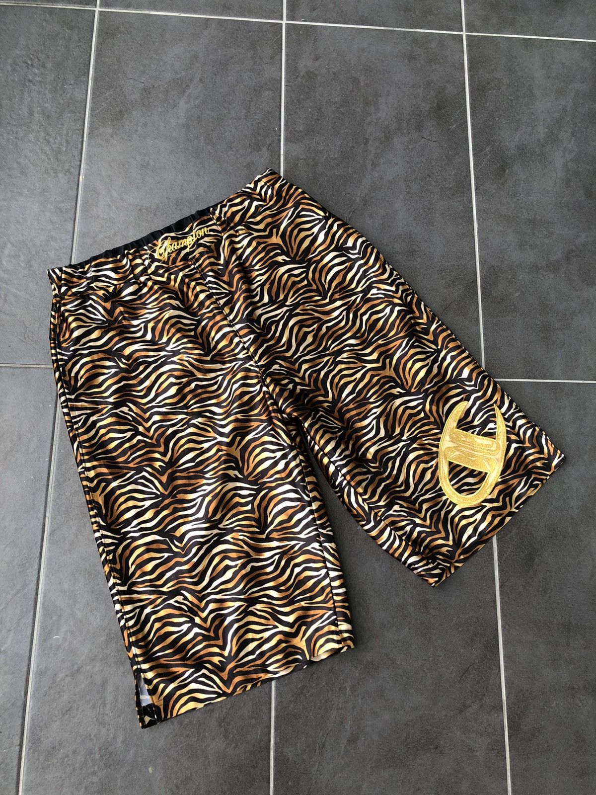 Champion CHAMPION SHORTS Size US 35 - 1 Thumbnail