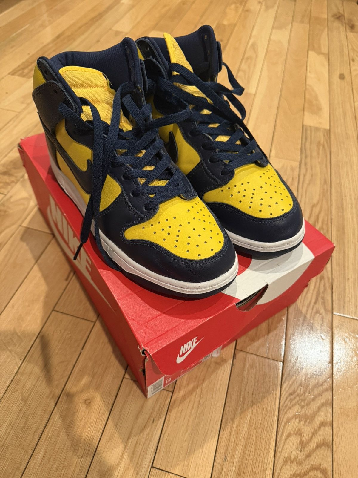 Nike Nike Michigan National Champs Dunk High SP Size 9 Size US 9 / EU 42 - 1 Thumbnail