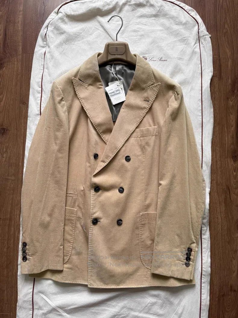 Brunello Cucinelli Brunello Cucinelli Light Khaki Twill Double Breasted Singl Size 50R - 1 Thumbnail