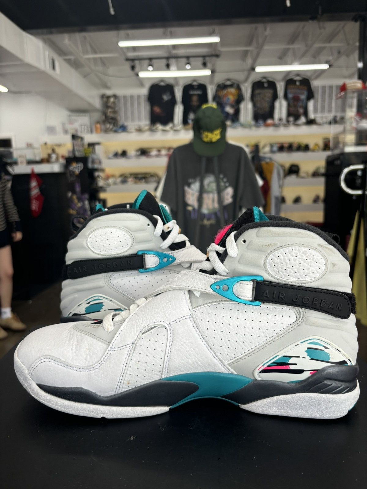 Jordan Brand × Nike Air Jordan 8 South Beach Sz. 10.5 (2018) Size US 10.5 / EU 43-44 - 5 Thumbnail