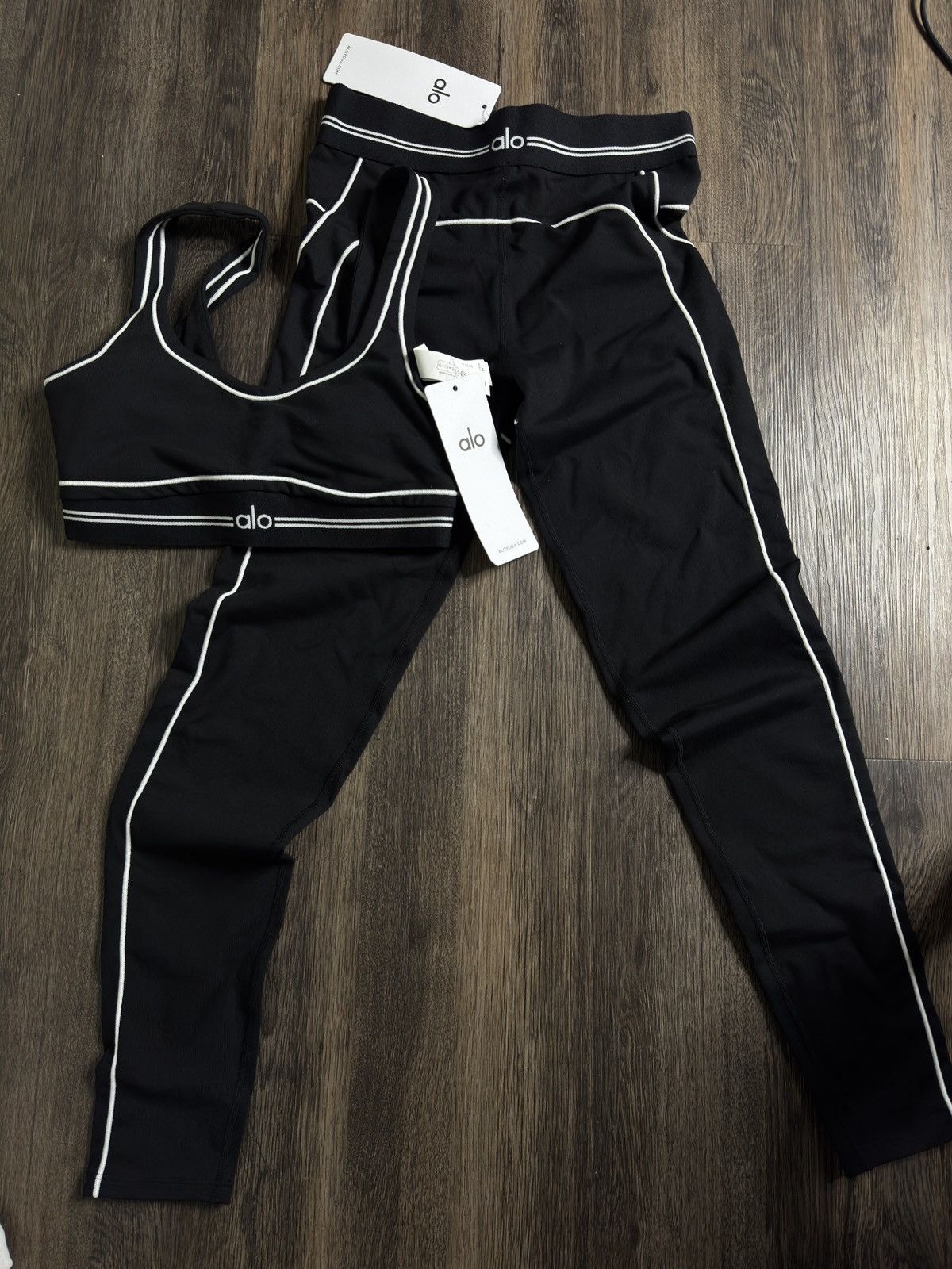 Alo Yoga alo yoga set Size S / US 4 / IT 40 - 1 Preview