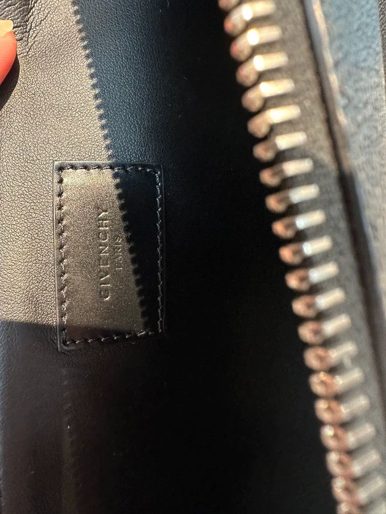 Givenchy Givenchy Shark Bag Size ONE SIZE - 4 Thumbnail