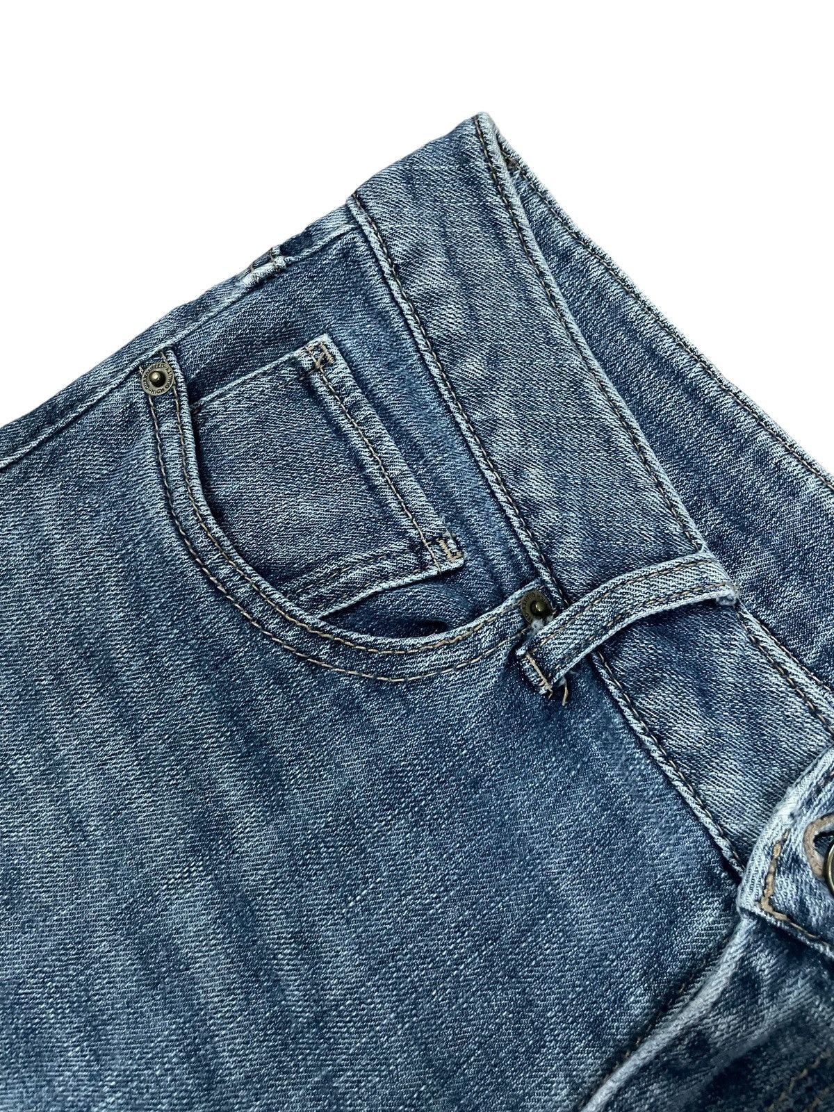 Japanese Brand Vintage Japanese Denim Streetwear Blue Wash Bootcut Jeans Size US 30 / EU 46 - 12 Thumbnail