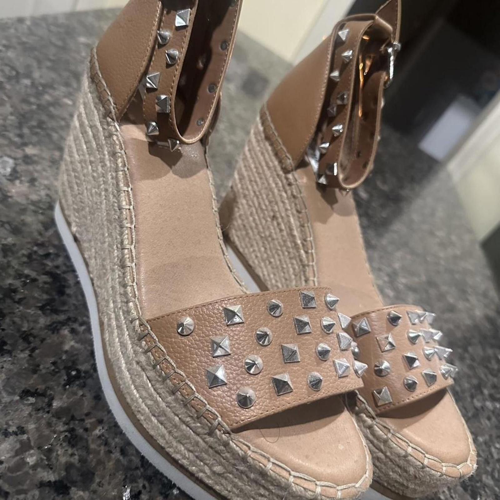 Steve Madden Steve Madden Women's Tan and Brown Sandal Size US 11 / IT 41 - 1 Thumbnail